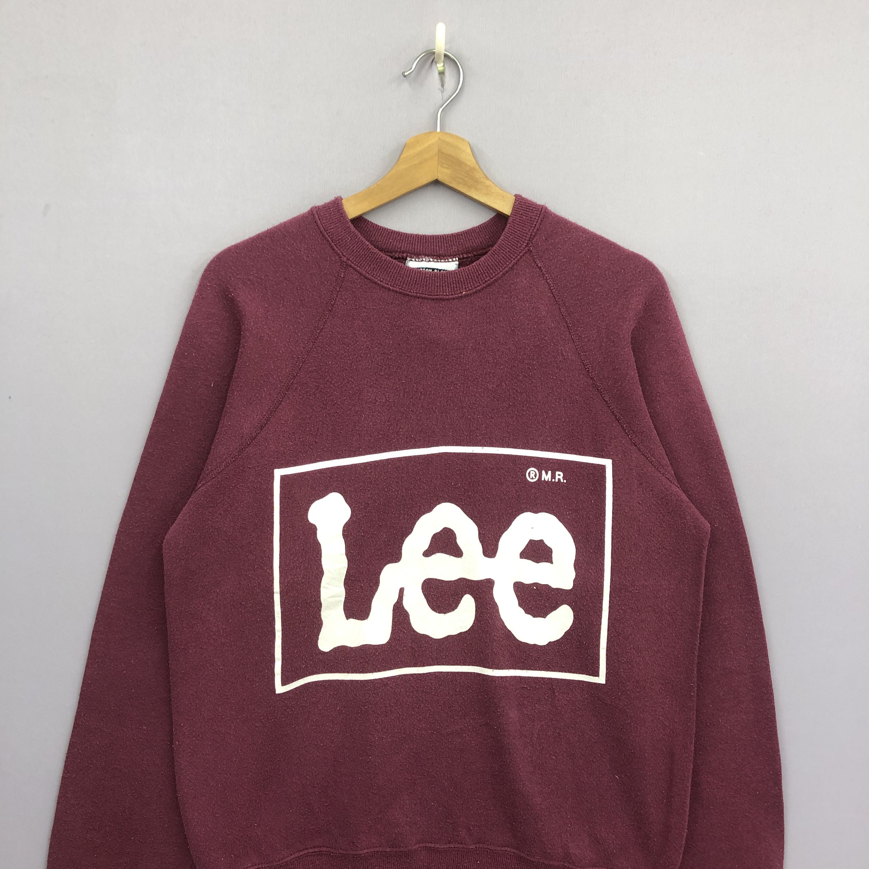 Japanese Brand Vintage 90s Lee Sweater Lee Spell Out Script Sweatshirt Size US S / EU 44-46 / 1 - 2 Thumbnail