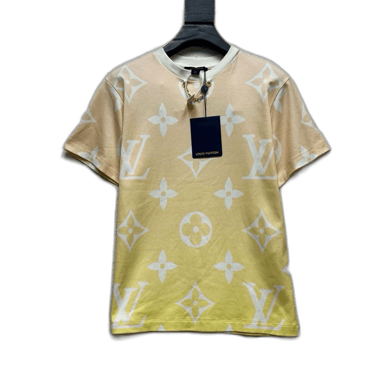 Louis Vuitton Louis Vuitton Gradient Logo Short Sleeve Tee Size US S / EU 44-46 / 1 - 1 Thumbnail