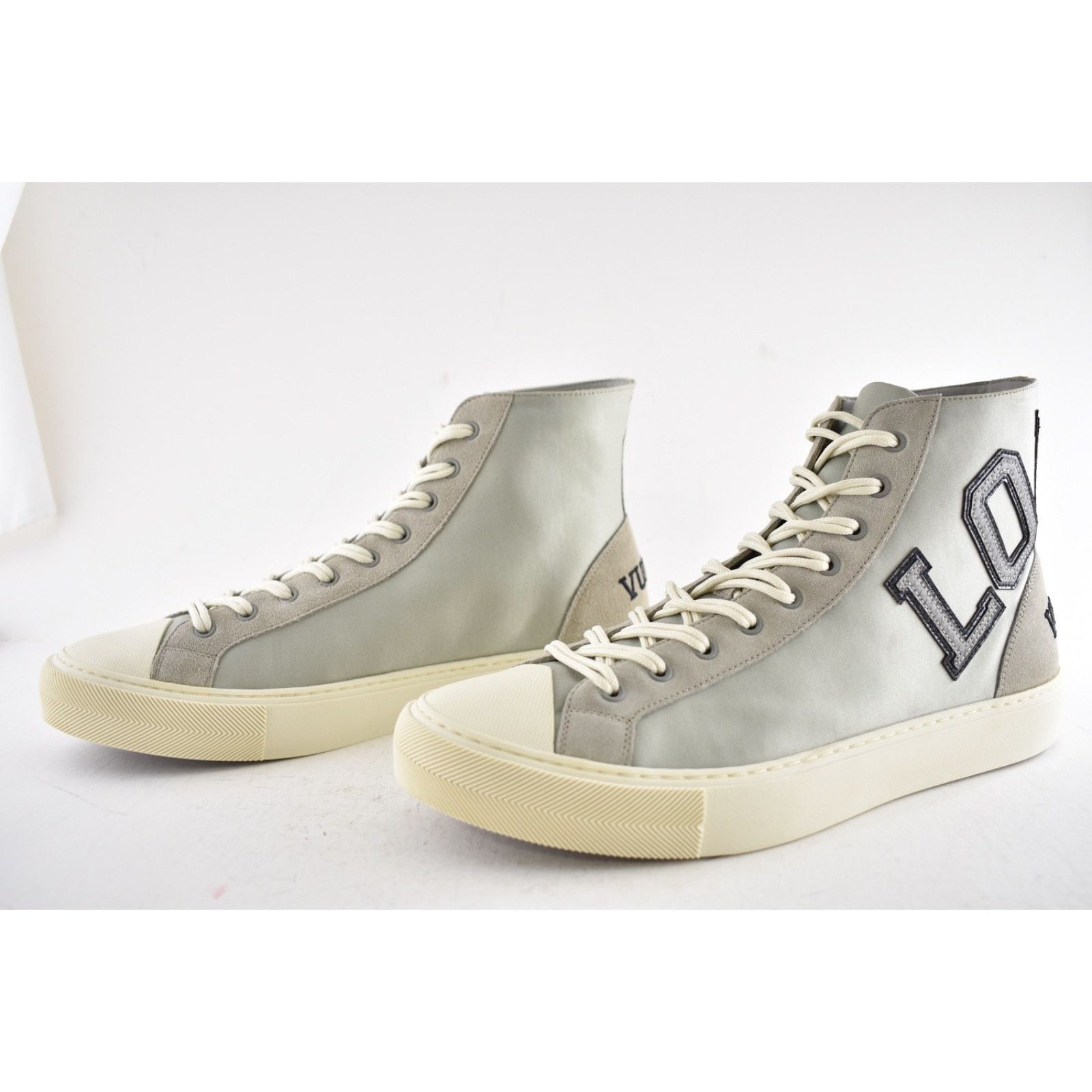 Louis Vuitton Louis Vuitton Tattoo Grey Satin Suede Kim Jones High Top Size US 9 / EU 42 - 9 Thumbnail