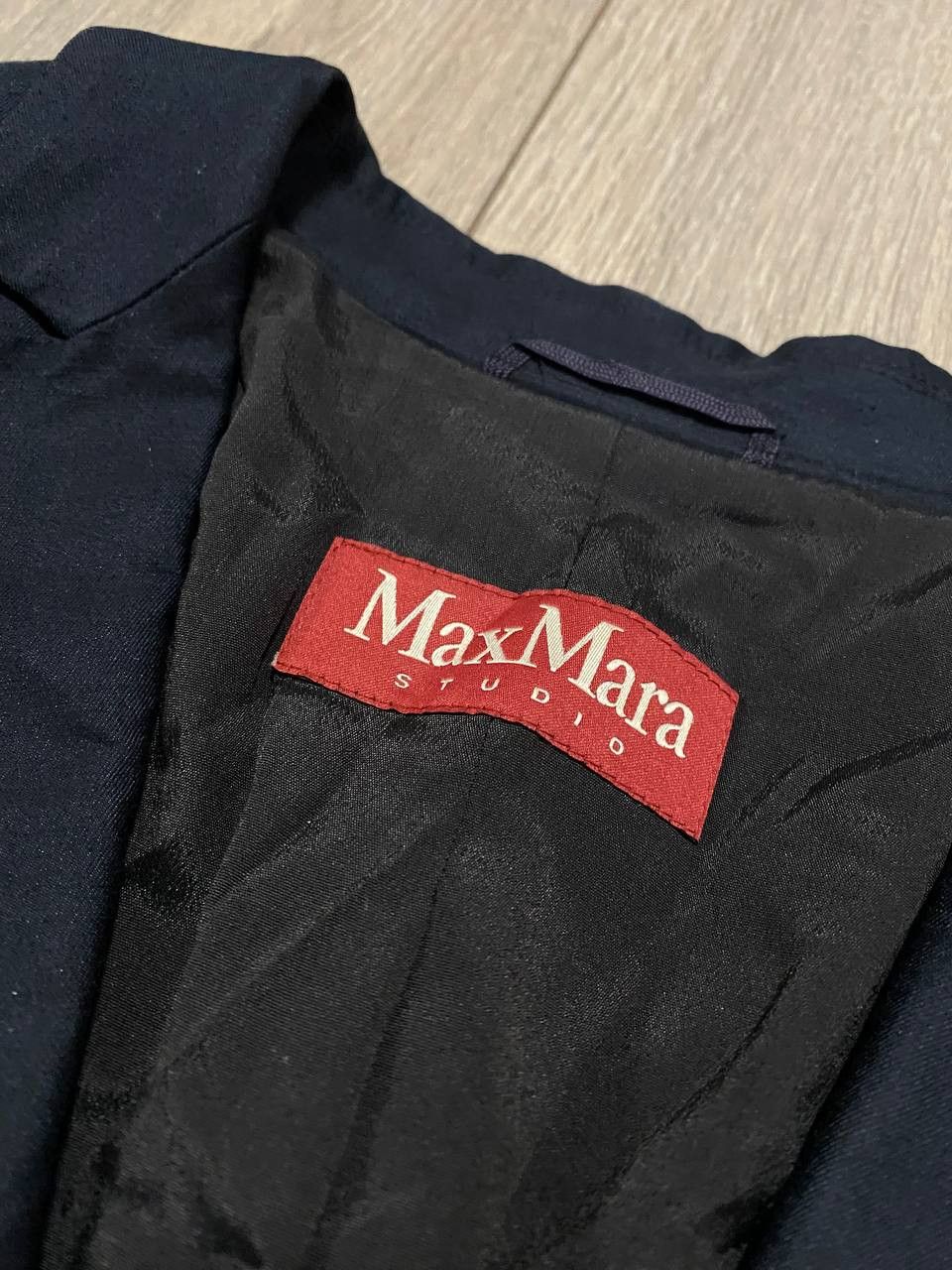 Max Mara Vintage Max Mara Studio Blazer Blue Buttons Size M / US 6-8 / IT 42-44 - 2 Thumbnail