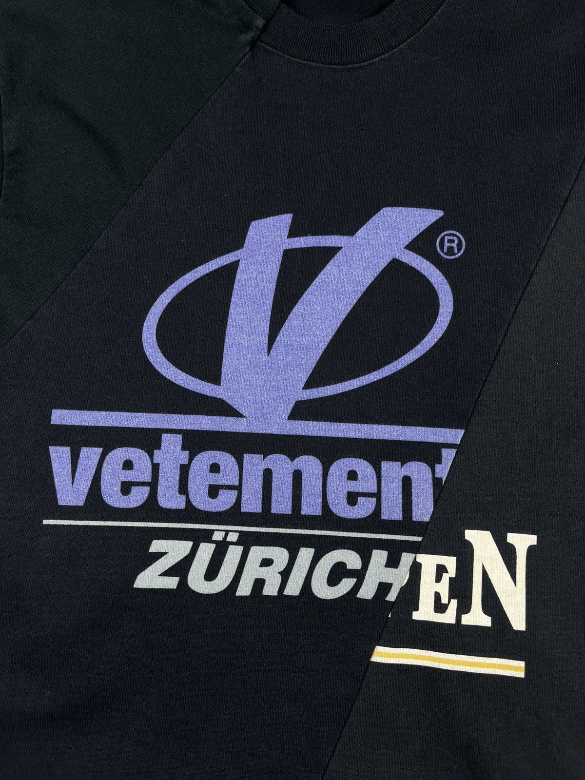 Vetements SS18 Vetements Zurich Antwerp Deconstructed Split Tshirt Size US S / EU 44-46 / 1 - 3 Thumbnail