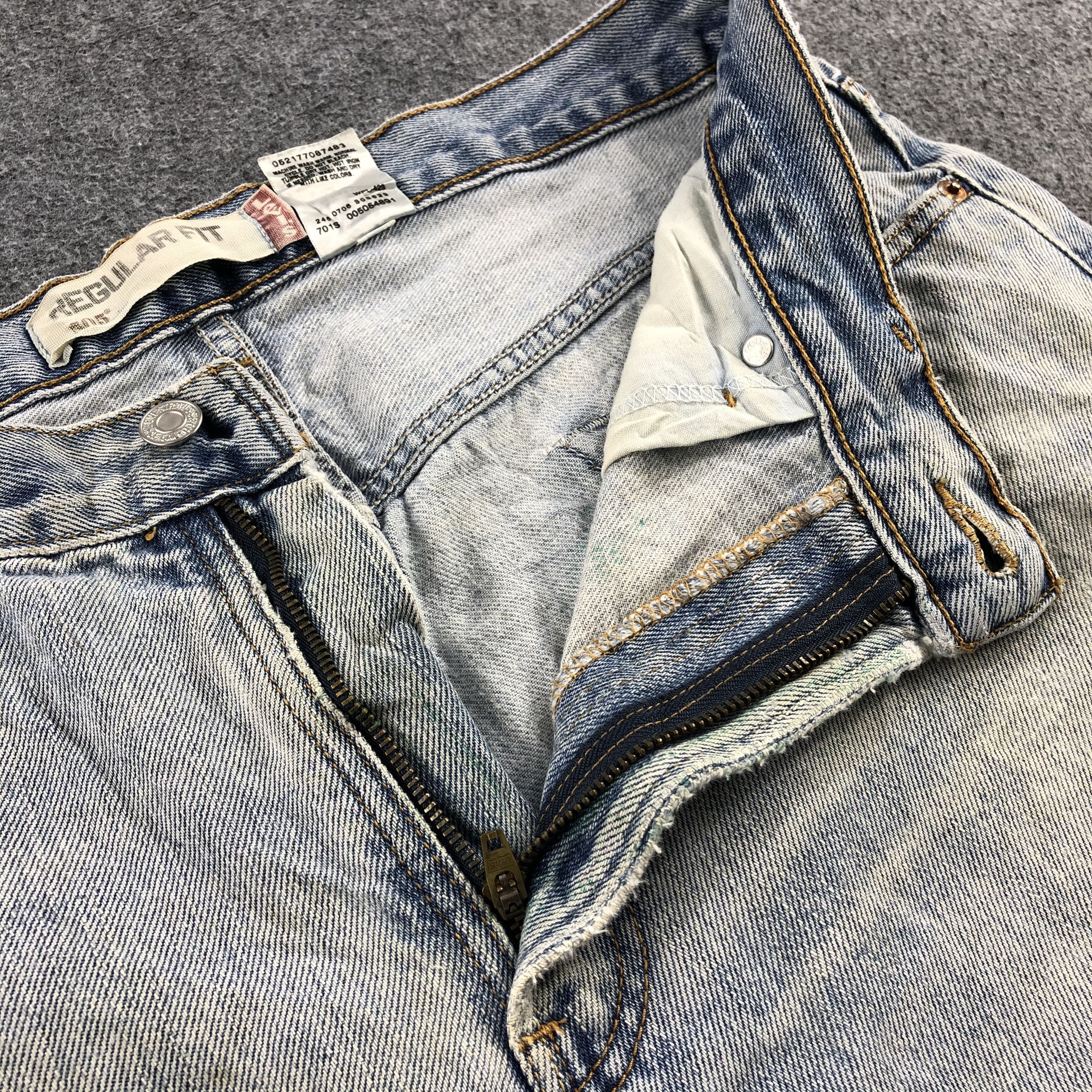 Levi's × Vintage Vintage Light Wash Levis Jeans Lot 505-JM819 Size US 34 / EU 50 - 8 Thumbnail