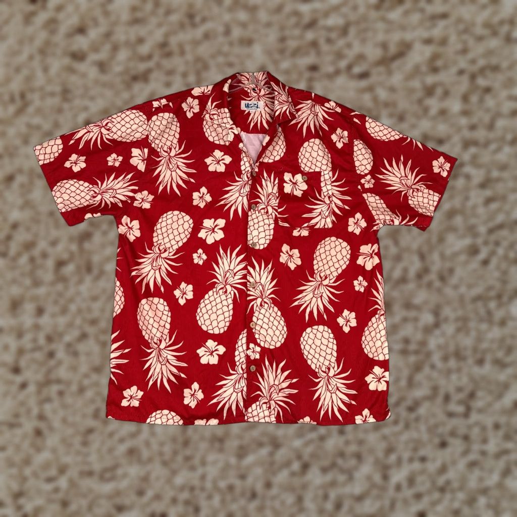 FUZZI Uzzi Button-Up Shirt Men Large Red Floral Pineapple 100% Polyester Pocket Hawaiian Resort Aloha Luau Vacation Size US L / EU 52-54 / 3 - 1 Thumbnail