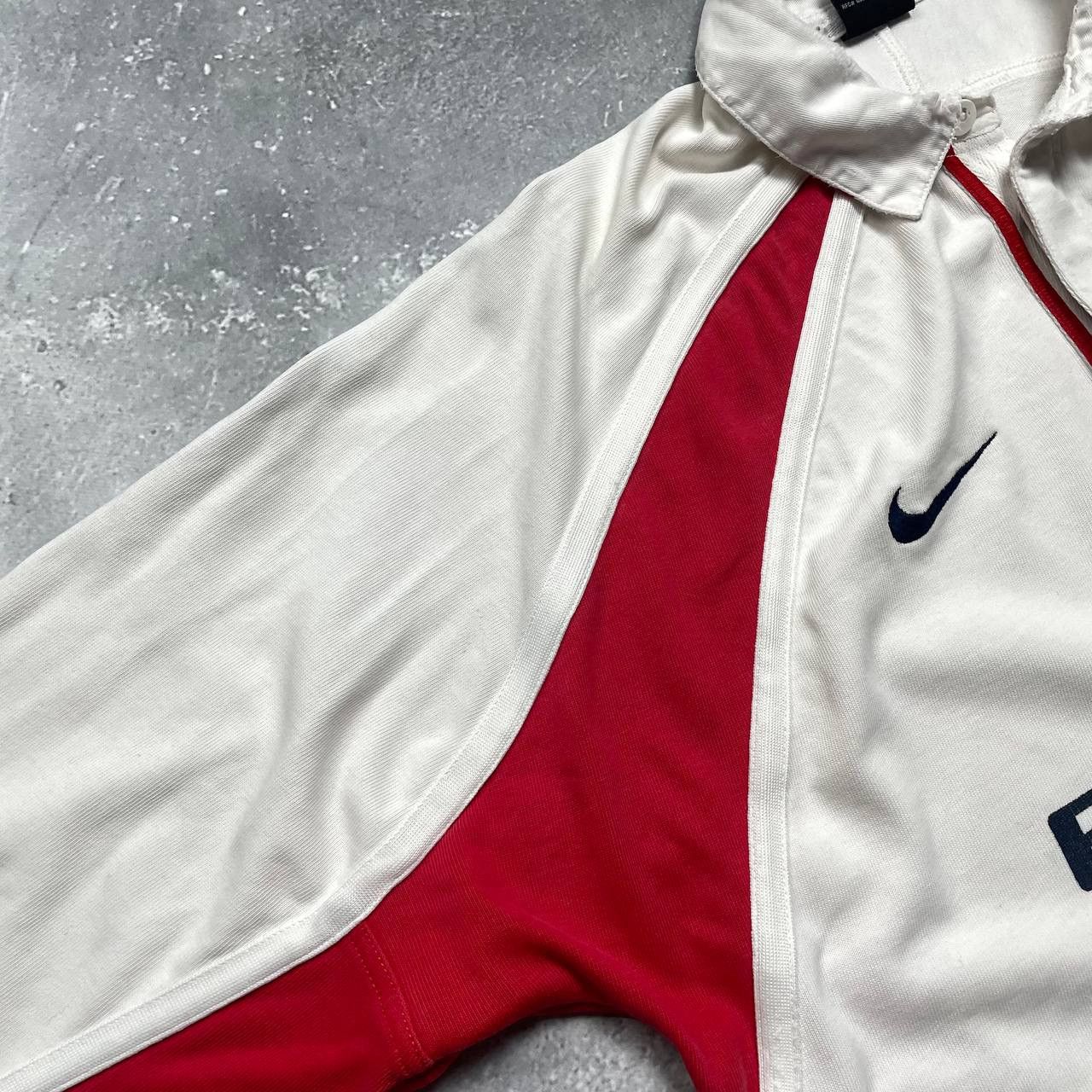 Vintage Vintage 2001 Nike England Rugby Union Thrashed LS Shirt M Size US M / EU 48-50 / 2 - 15 Thumbnail