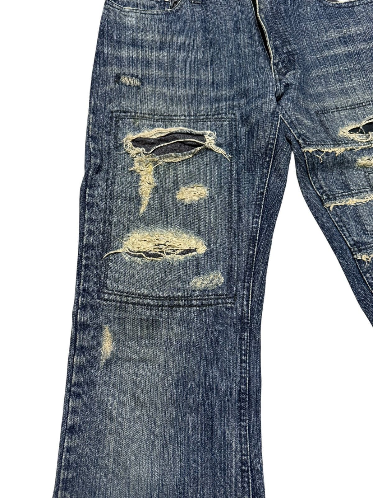 Le Grande Bleu (L.G.B.) Flared Jeans Rupert Difference Distressed Rare Design Denim Size US 30 / EU 46 - 7 Thumbnail