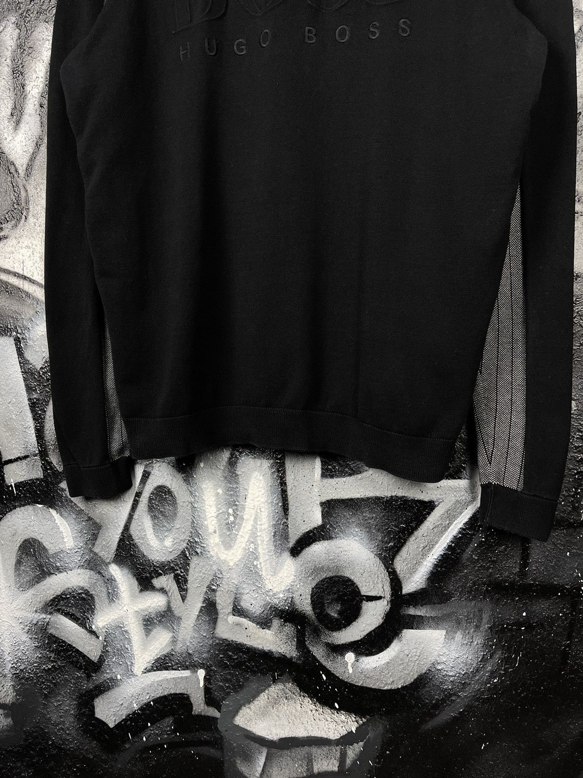 Hugo Boss Hugo Boss Textured Logo Sweater Men’s Size M Size US M / EU 48-50 / 2 - 5 Thumbnail