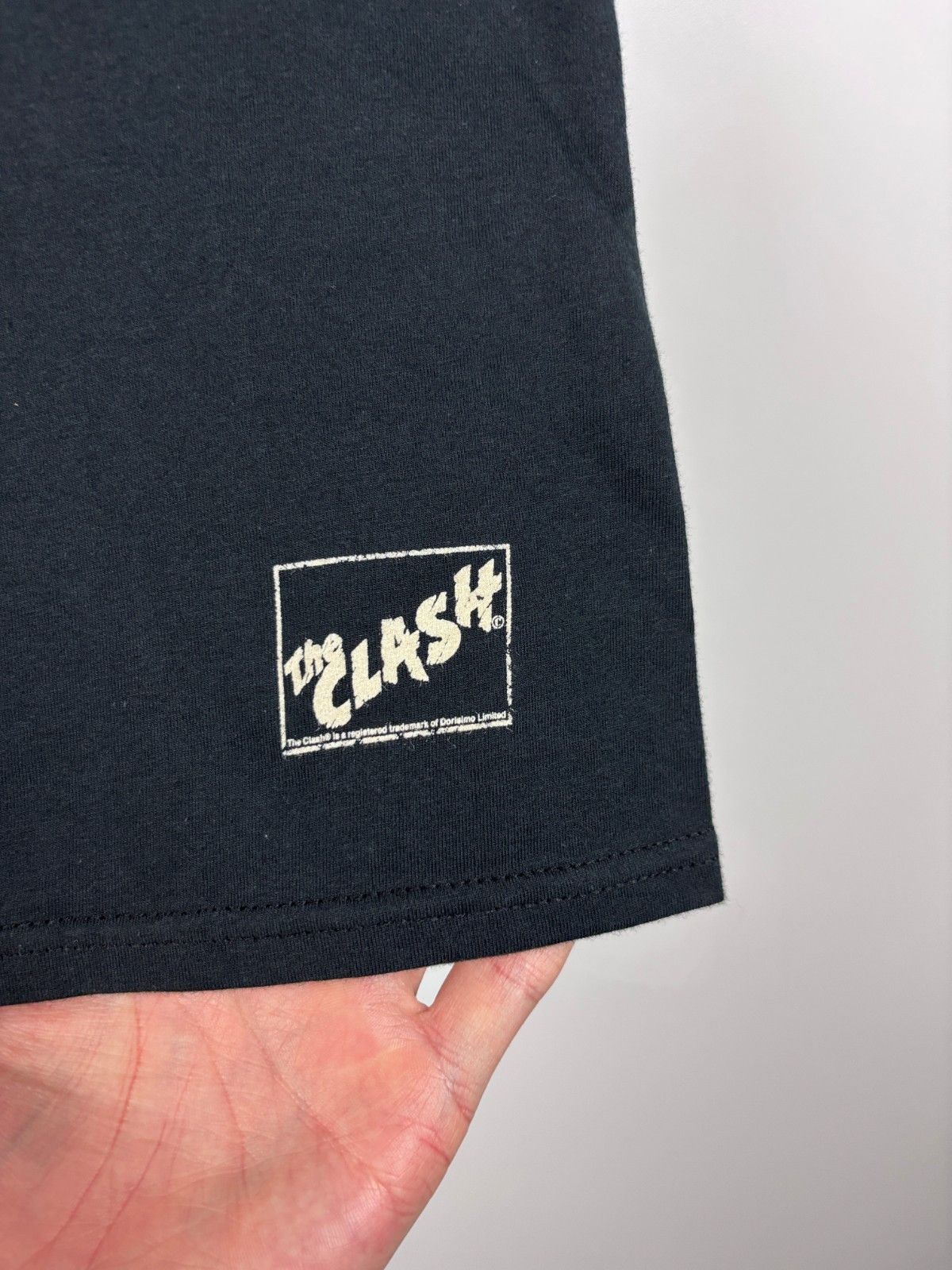 Gildan The Clash London Calling Punk Rock Band T-Shirt S Size US S / EU 44-46 / 1 - 4 Thumbnail