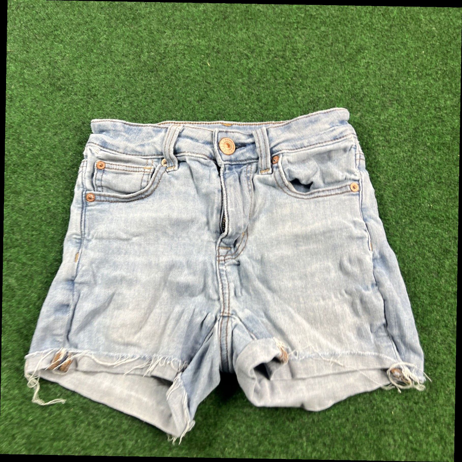 American Eagle Outfitters American Eagle Women Shorts 00 Blue Light Wash Next Level Stretch Cuff Inseam 2" Size 40" / US 18 - 1 Thumbnail