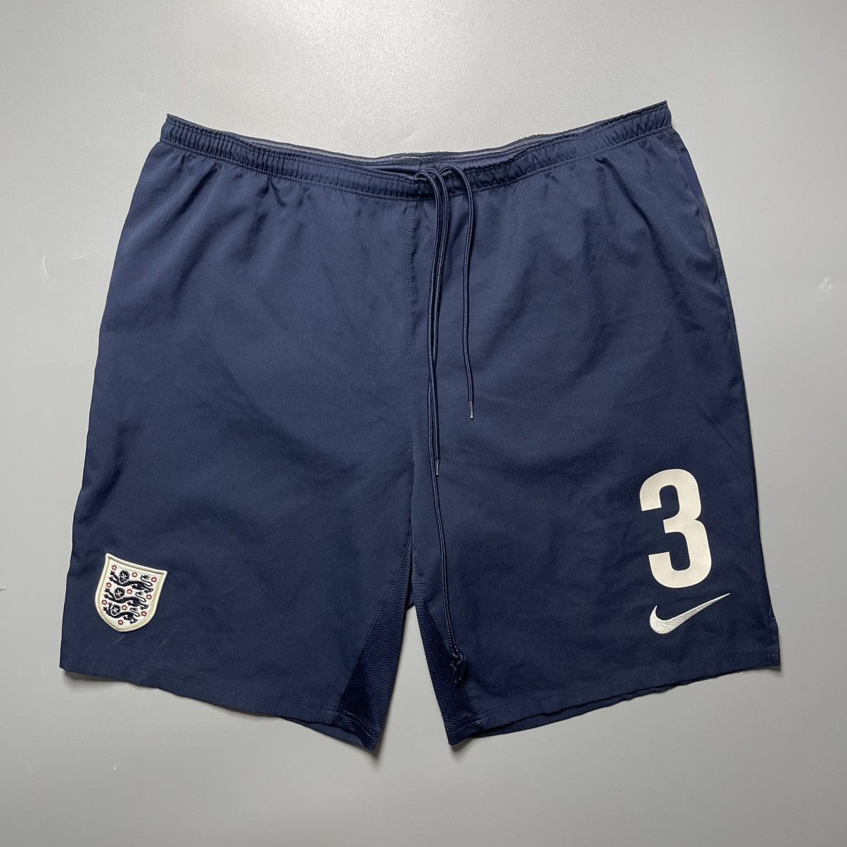 Vintage ENGLAND NIKE 2012/2013 FOOTBALL HOME SHORTS #3 COLE, BAINES Size US 36 / EU 52 - 1 Thumbnail