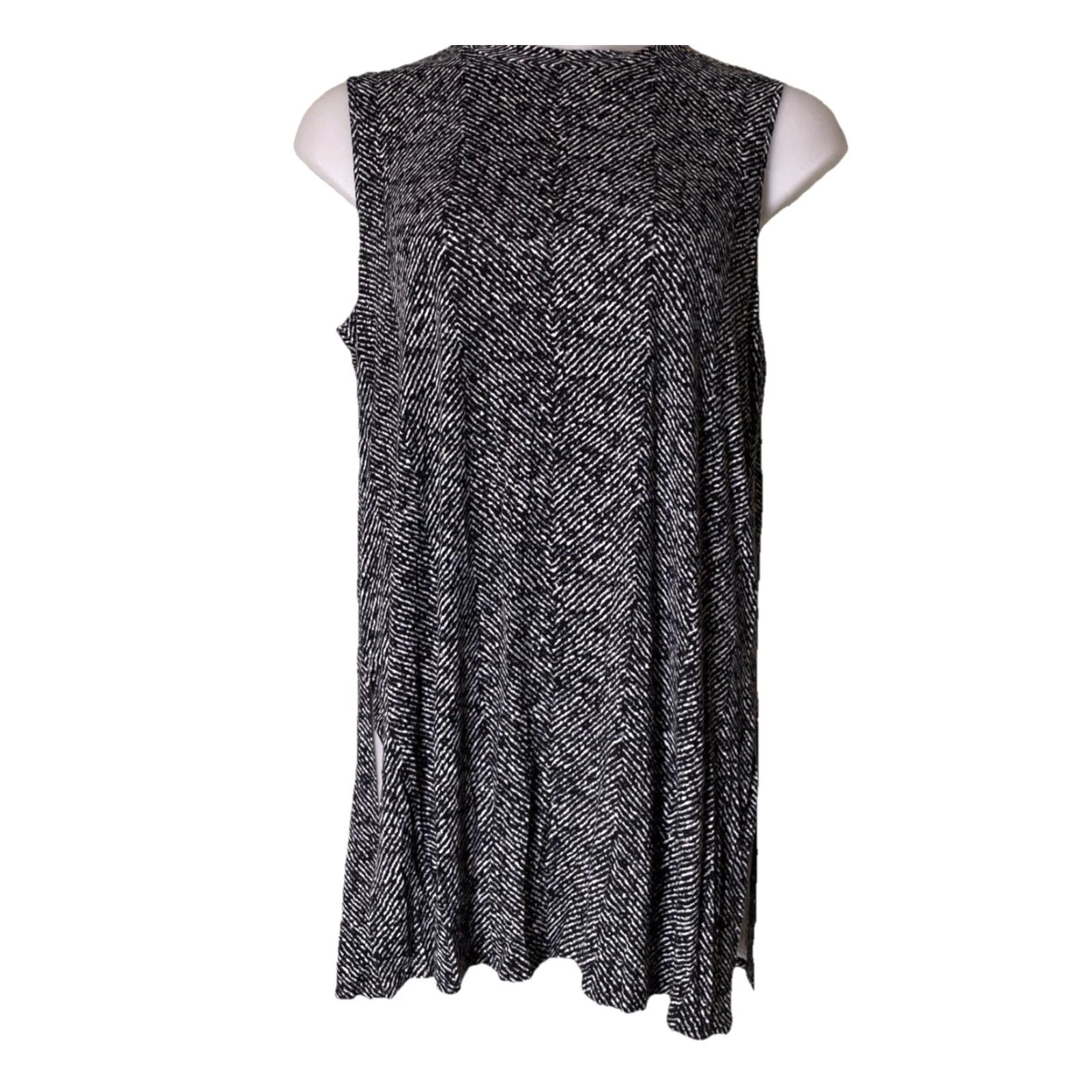 J. Jill J. Jill Wearever Tunic Top L Sleeveless A-Line Black White Jersey Chic Career Shirt WomanAdult Slimming Ready-to-Wear Casual Workwear Dressy Blouse Size L / US 10 / IT 46 - 4 Thumbnail