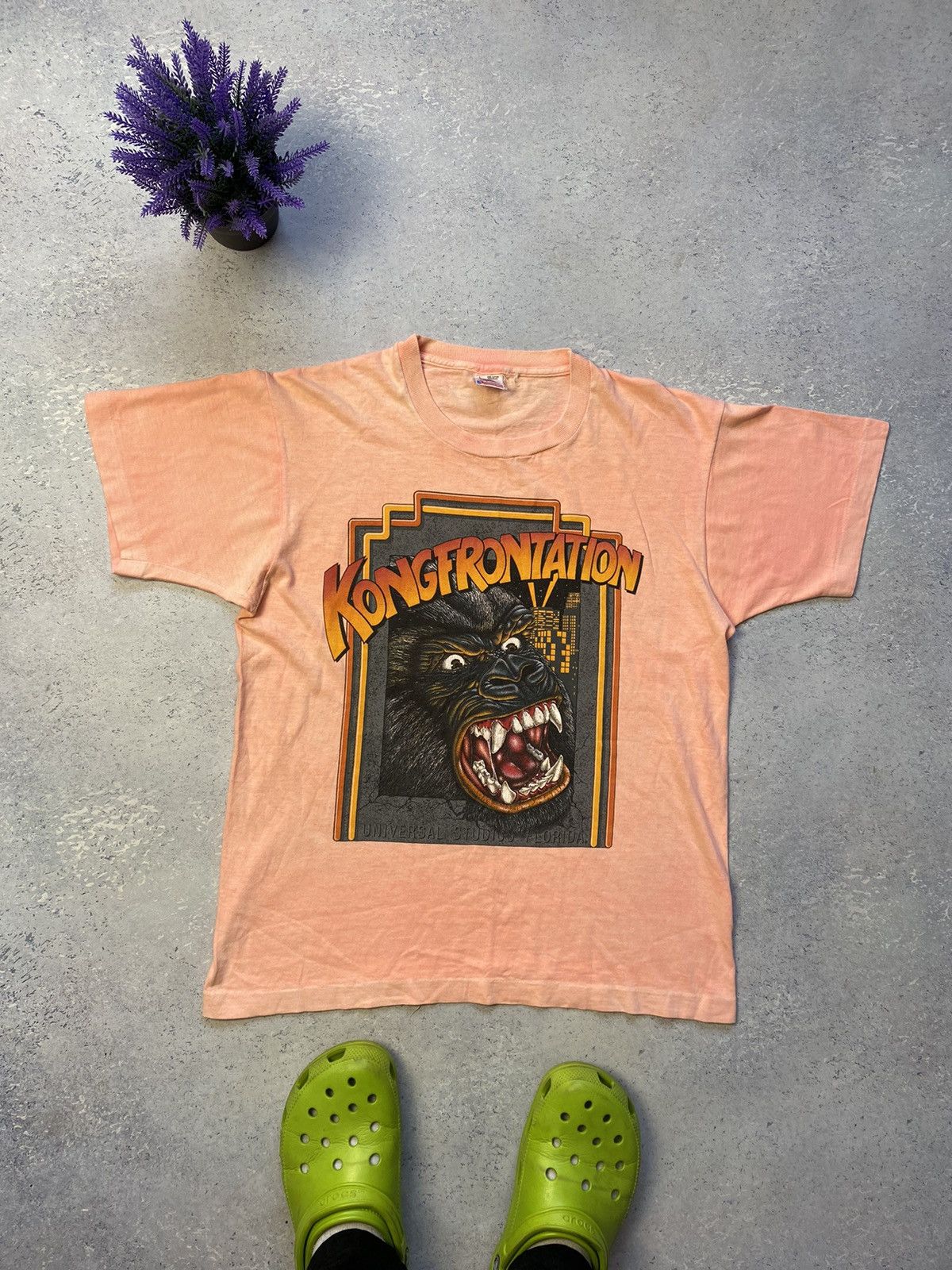 Universal Studios × Vintage Vintage Konfrontation King Kong Overprint 90s T-Shirt Size US L / EU 52-54 / 3 - 2 Thumbnail