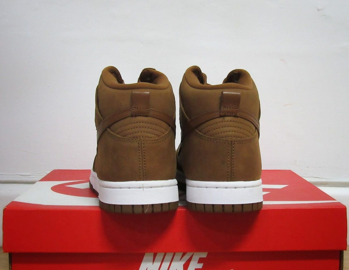 Nike Nike WMNS Dunk High Premium Pecan, size EU 40.5-US 9 Size US 10.5 / IT 40.5 - 6 Thumbnail