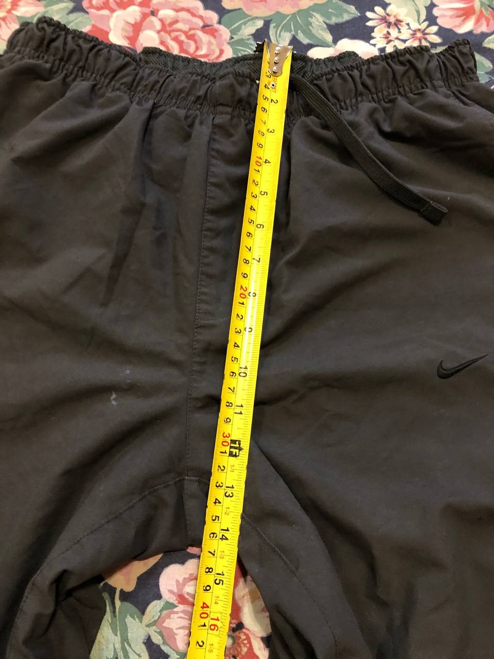 Nike Vintage black Casual Pants Nike Y2K streetwear Size US 34 / EU 50 - 14 Thumbnail