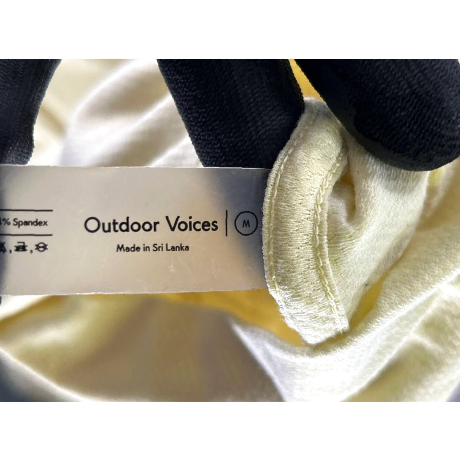 Outdoor Voices Outdoor Voices Shirt Womens Medium Yellow Running Turtleneck Size M / US 6-8 / IT 42-44 - 3 Thumbnail