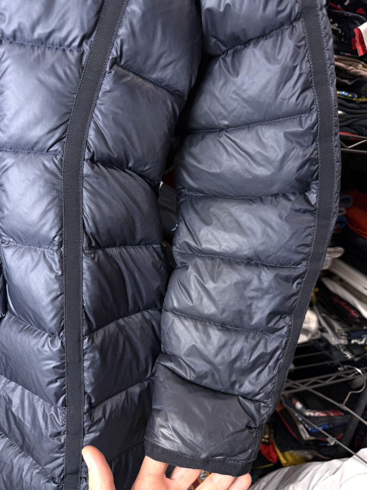 Moncler Moncler Puffer Jacket Wmns Down Jacket Size L / US 10 / IT 46 - 16 Thumbnail