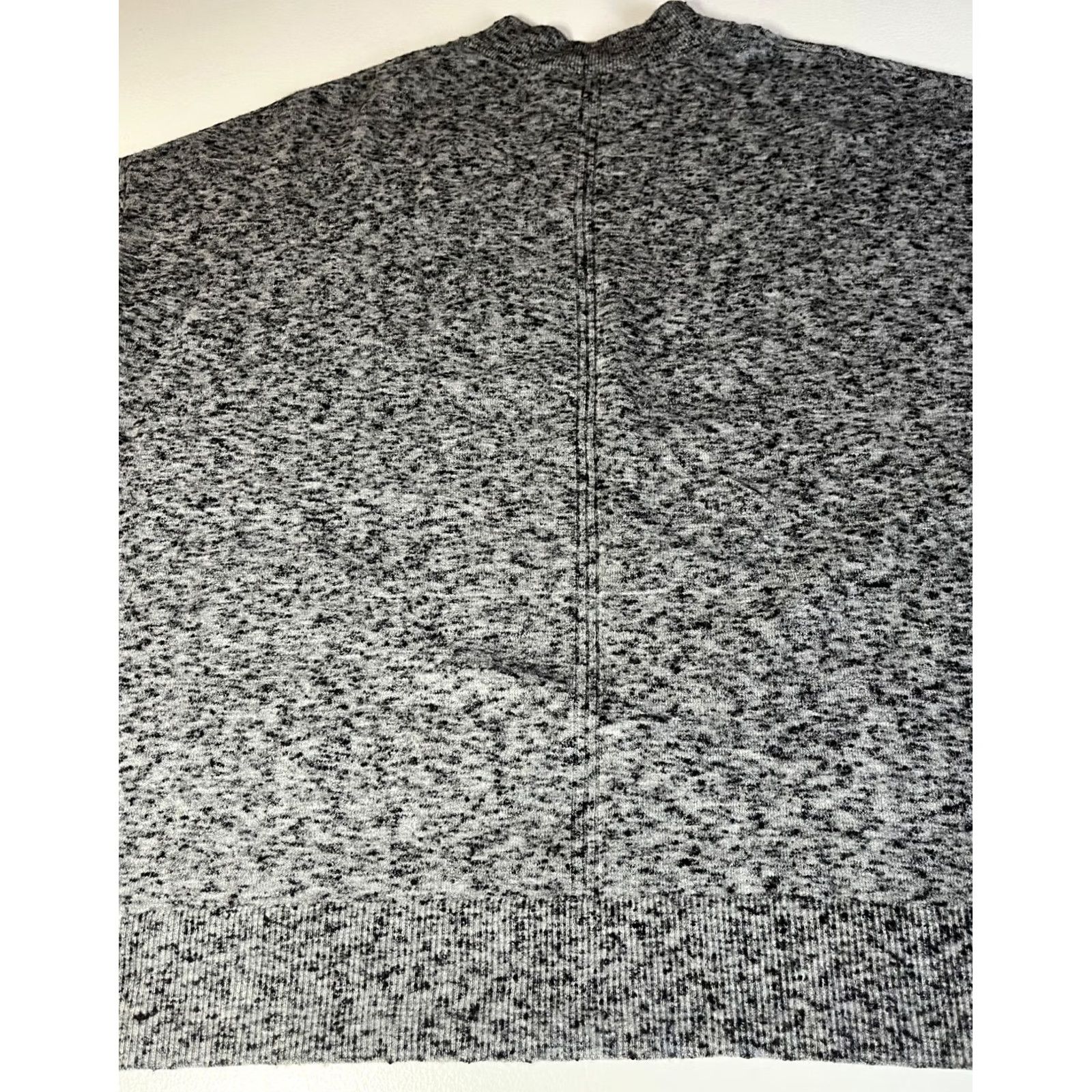 Vintage Wilfred Aritzia Knit Sweater Sz M Heather Gray Yarn Made in Italy Women’s Size M / US 6-8 / IT 42-44 - 6 Thumbnail