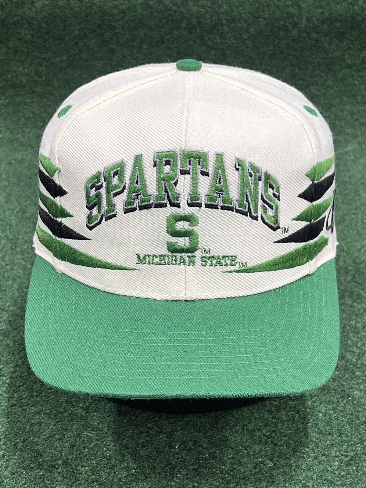 image of 80's Michigan State Spartans Diamond Cut Snapback Hat in White, Men's