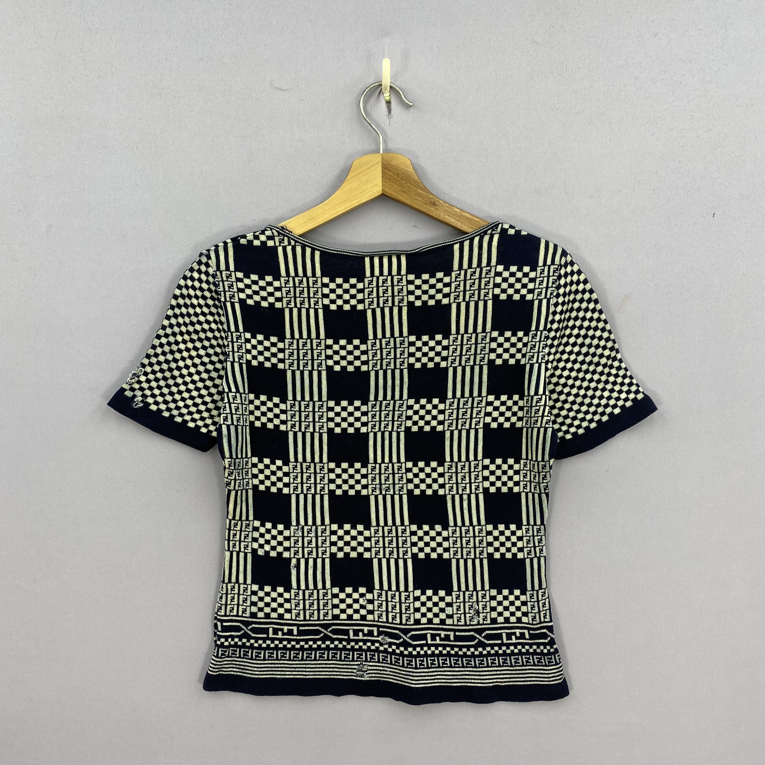 Japanese Brand Vintage 90s Fendi Short Sleeve Tops Knit Monogram Sweater Size XXS / US 00 / IT 34 - 3 Thumbnail