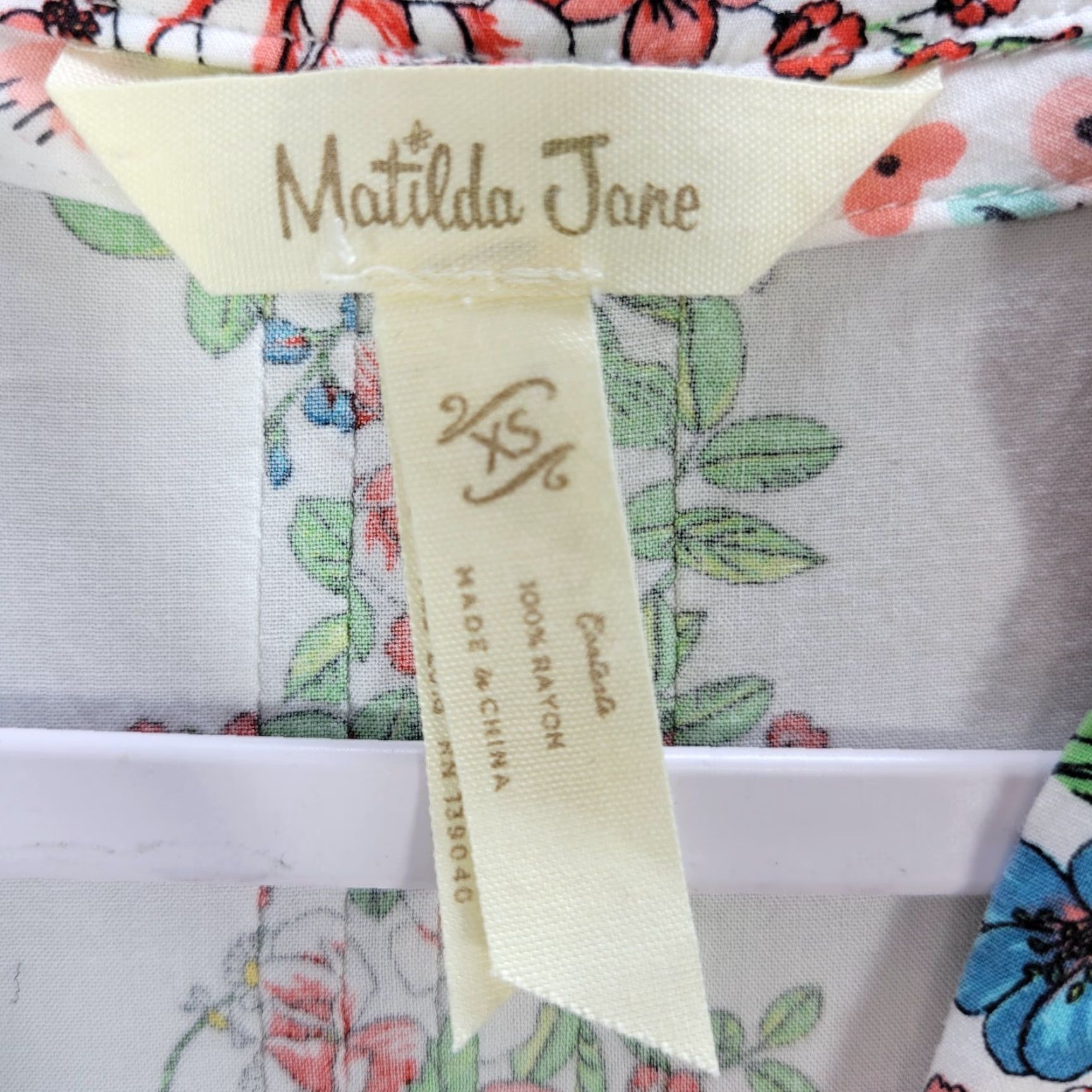 Vintage Matilda Jane Shirt Women XS Floral Tunic White Rayon V-Neck Short Sleeve Blouse Photos 90s Event Size XS / US 0-2 / IT 36-38 - 3 Thumbnail