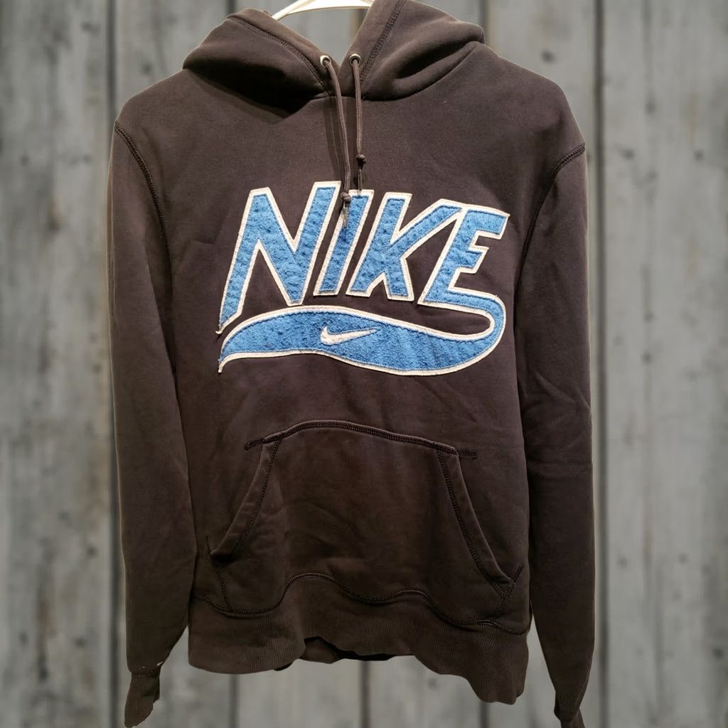 Nike VINTAGE Nike Air Swoosh Spellout Blue Hoodie Mens Small S Sweatshirt Hooded Pullover Blue SB Logo Ladies? Size US S / EU 44-46 / 1 - 1 Thumbnail