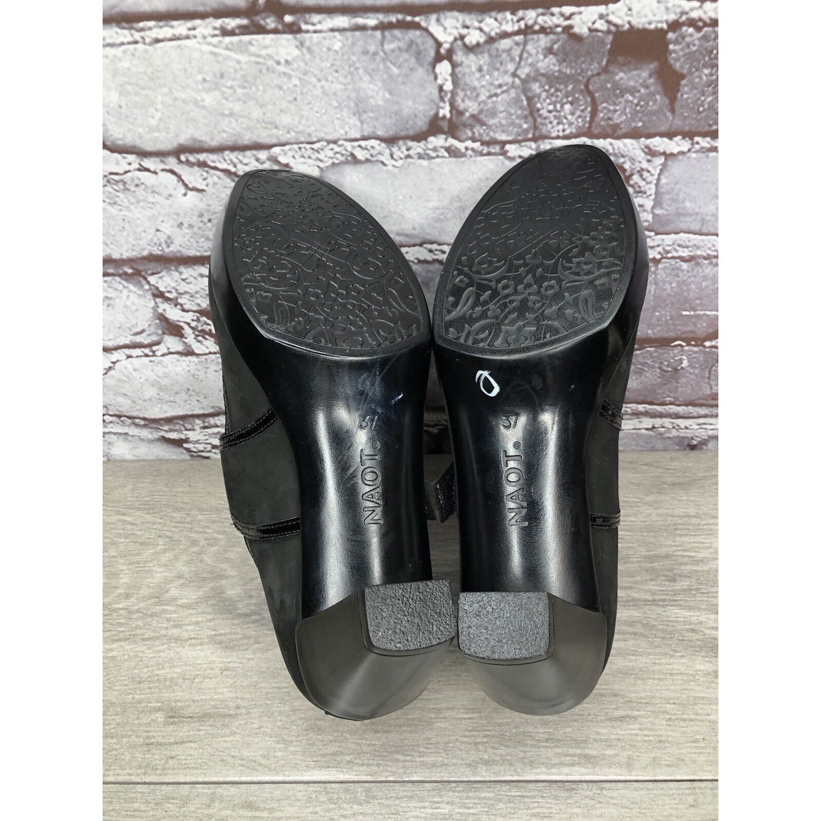 Other Naot Black Nubuck Leather MaryJane Heel Shoes Women Sz 37EU Size US 6.5 / IT 36.5 - 8 Thumbnail