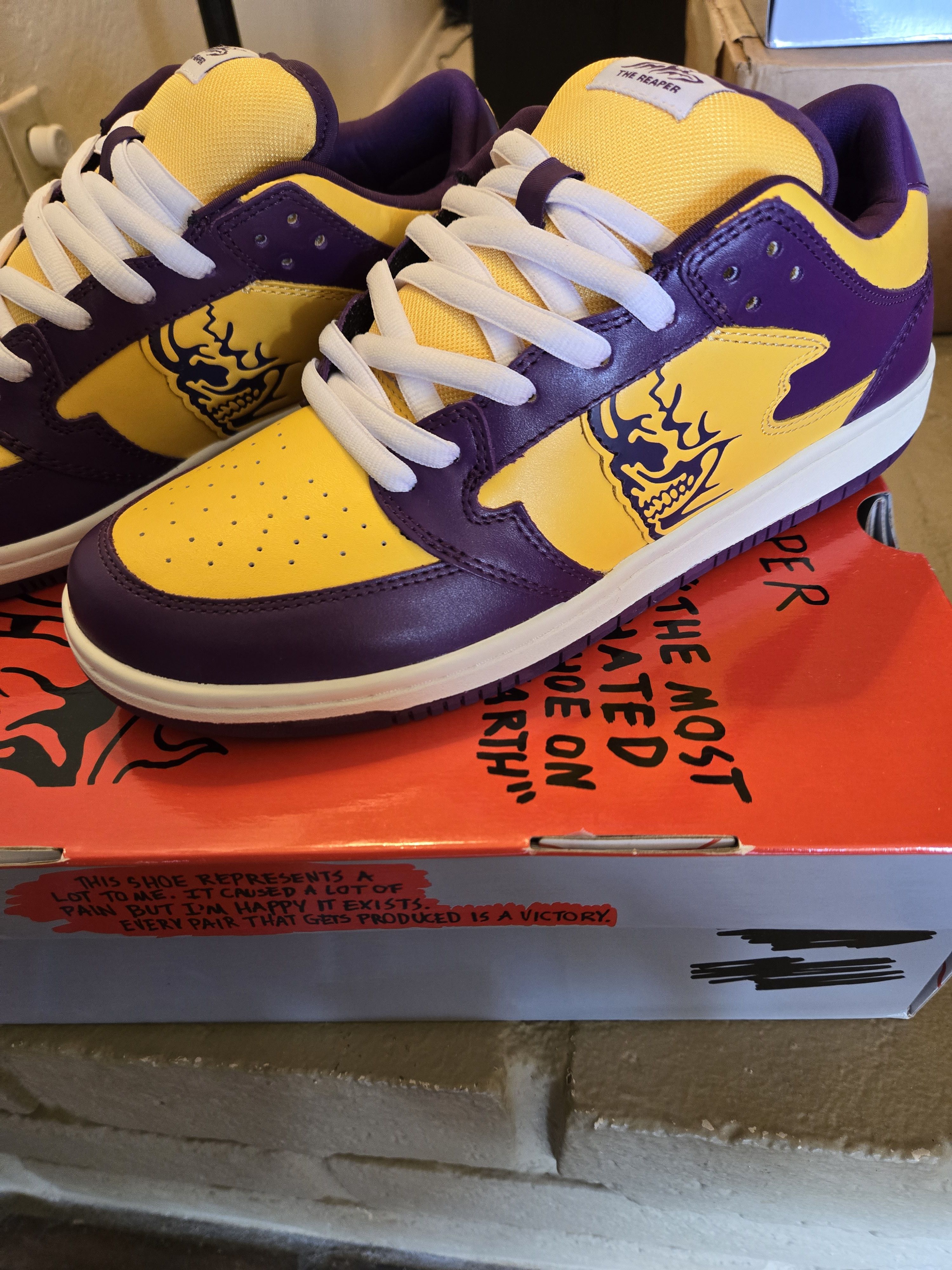 Warren Lotas Warren Lotas Lakers Dunks - DS Size US 10.5 / EU 43-44 - 1 Thumbnail