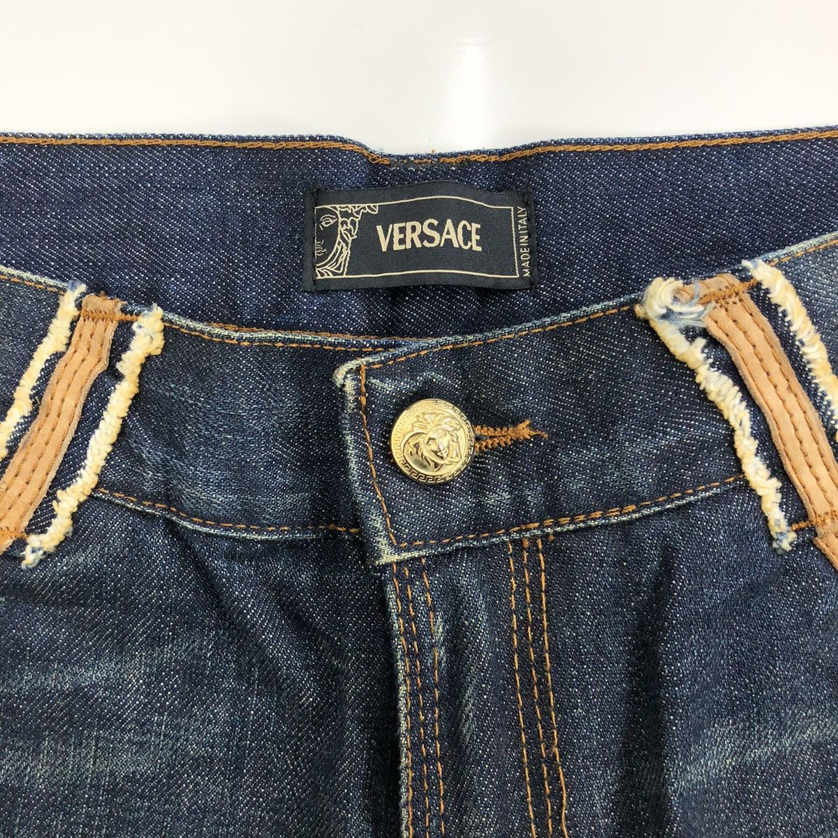 Versace × Vintage Vintage Versace Medusa Faded Blue Flared Jeans Size US 32 / EU 48 - 9 Thumbnail