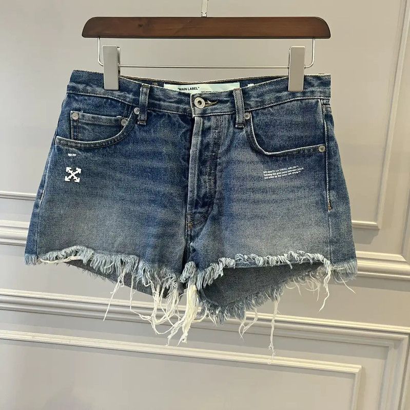 Off-White Off-White Summer Blue Cotton Printed Shorts 0089 Size 27" / US 4 / IT 40 - 1 Thumbnail