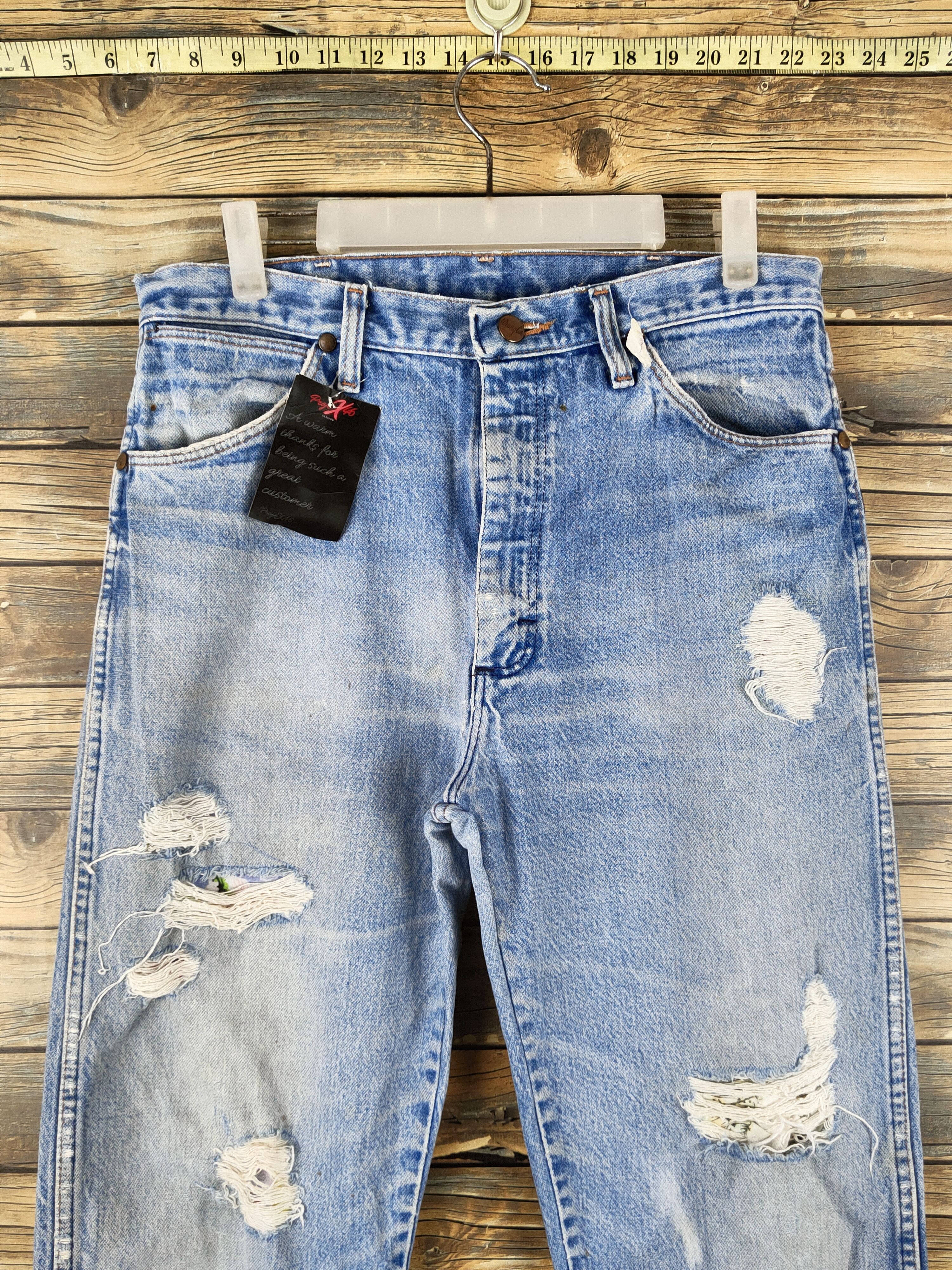 Wrangler DL Wrangler Blue Distressed Ripped denim Jeans #46-102 Size US 32 / EU 48 - 2 Thumbnail