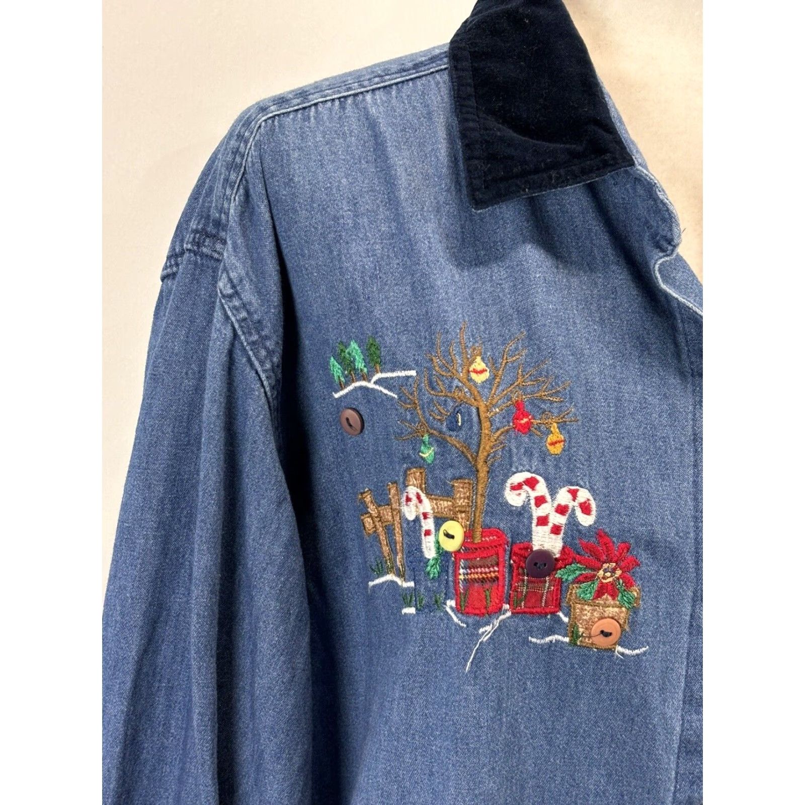 Vintage VINTAGE Studio Collection Denim Christmas Shirt 2X Plus Blue Velvet Collar 90s Womens Size XXL / US 16-18 / IT 52-54 - 7 Thumbnail