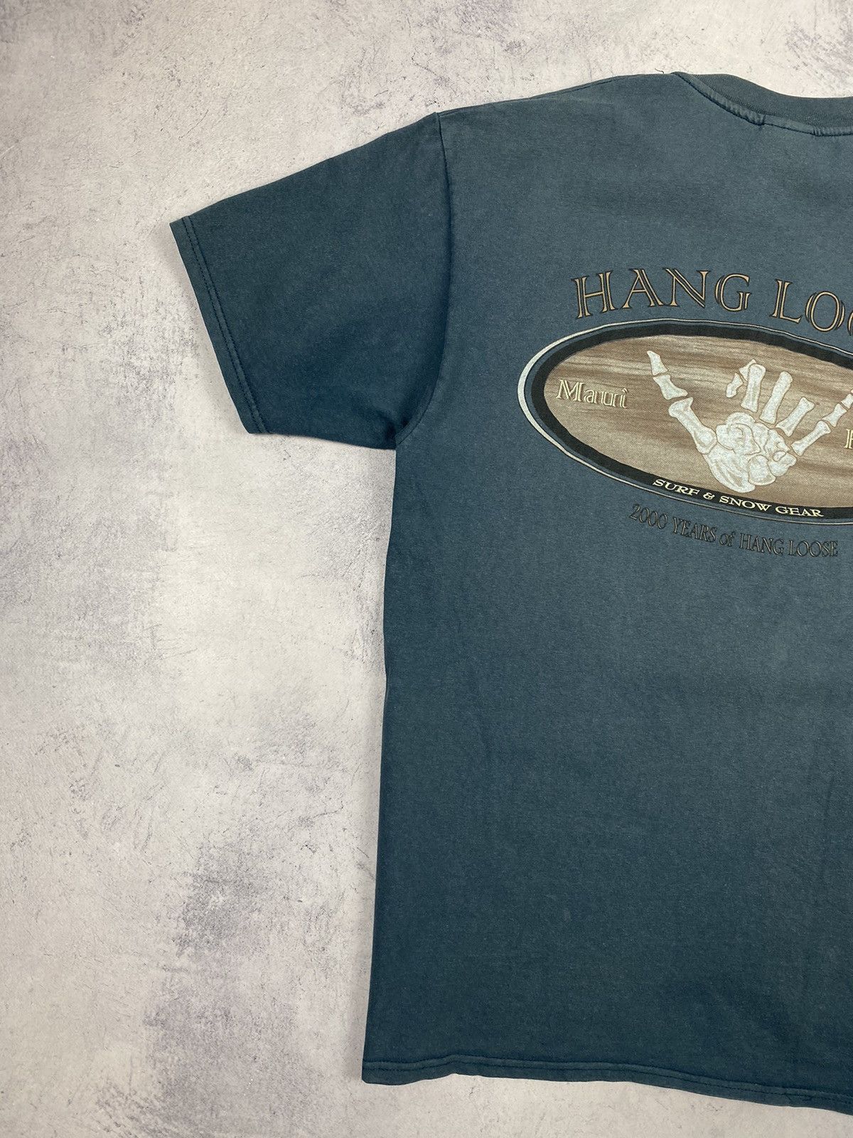 Vintage Vintage 90s Hang Loose Hawaii Surf Distressed Skate T Shirt Size US XL / EU 56 / 4 - 3 Thumbnail