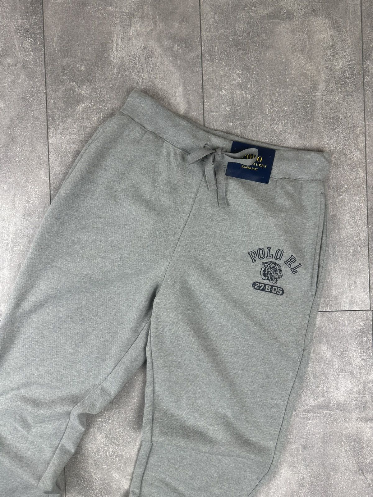 Polo Ralph Lauren Polo Ralph Lauren Tiger Print Logo Sweatpants Size US 32 / EU 48 - 2 Thumbnail