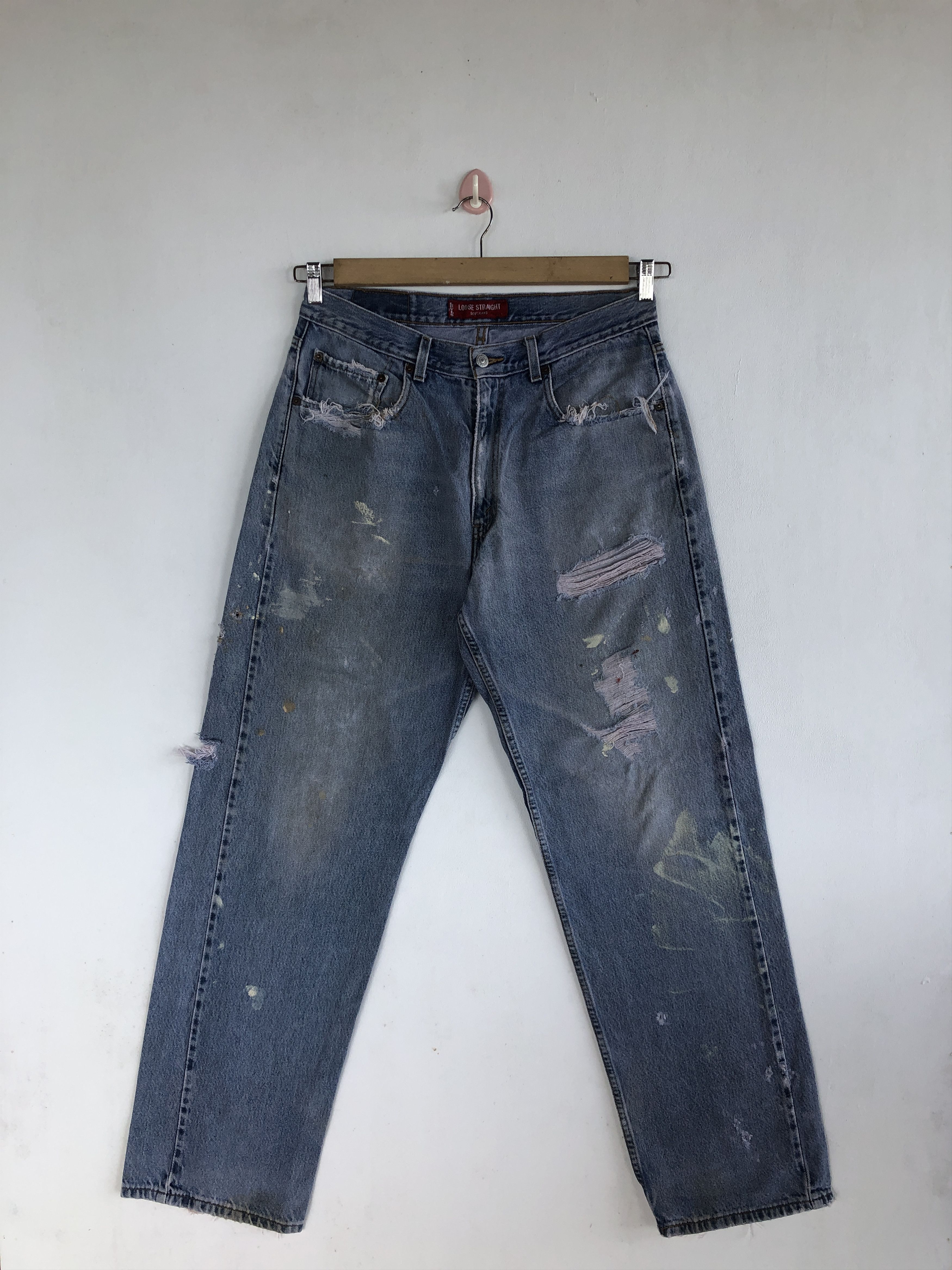 Levi's Vintage Levis Distressed Baggy Jeans Levi's 569 Faded Denim Size US 30 / EU 46 - 1 Thumbnail