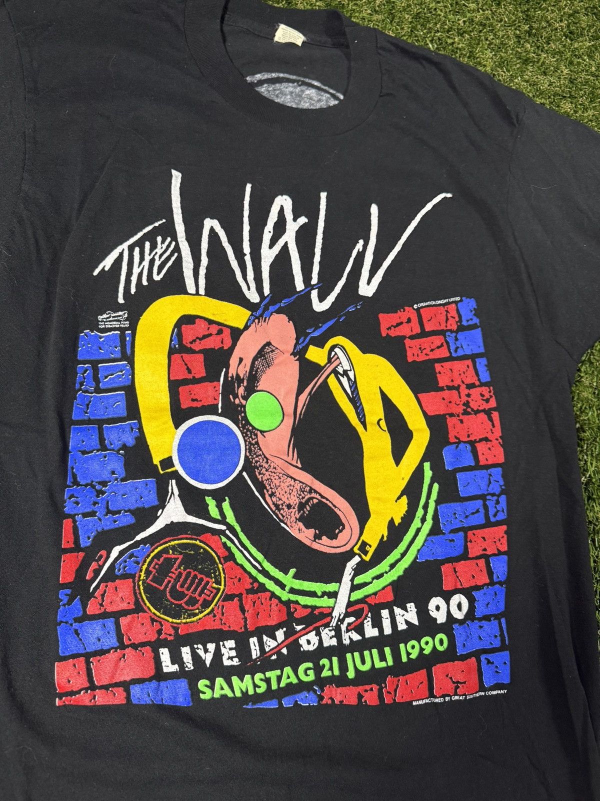 Band Tees Vintage 90s Pink Floyd Live Fall of Berlin Concert Tour Tee Size US XL / EU 56 / 4 - 3 Thumbnail