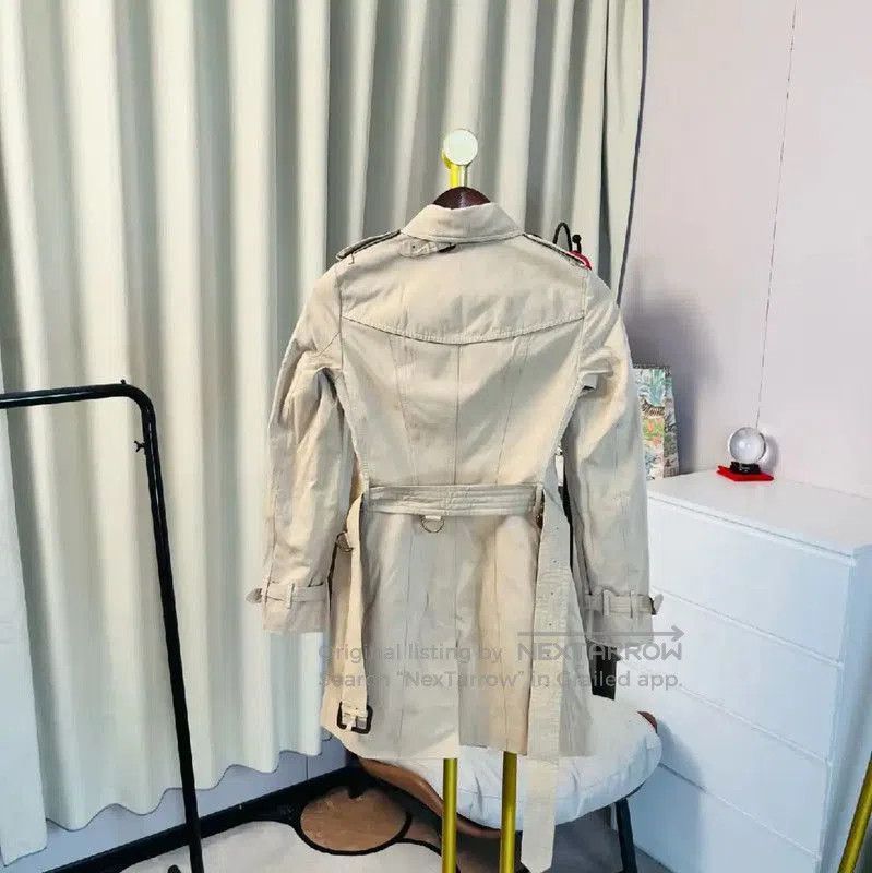 Burberry Burberry Khaki Cotton Women's Trench Coat. Size XS / US 0-2 / IT 36-38 - 2 Thumbnail