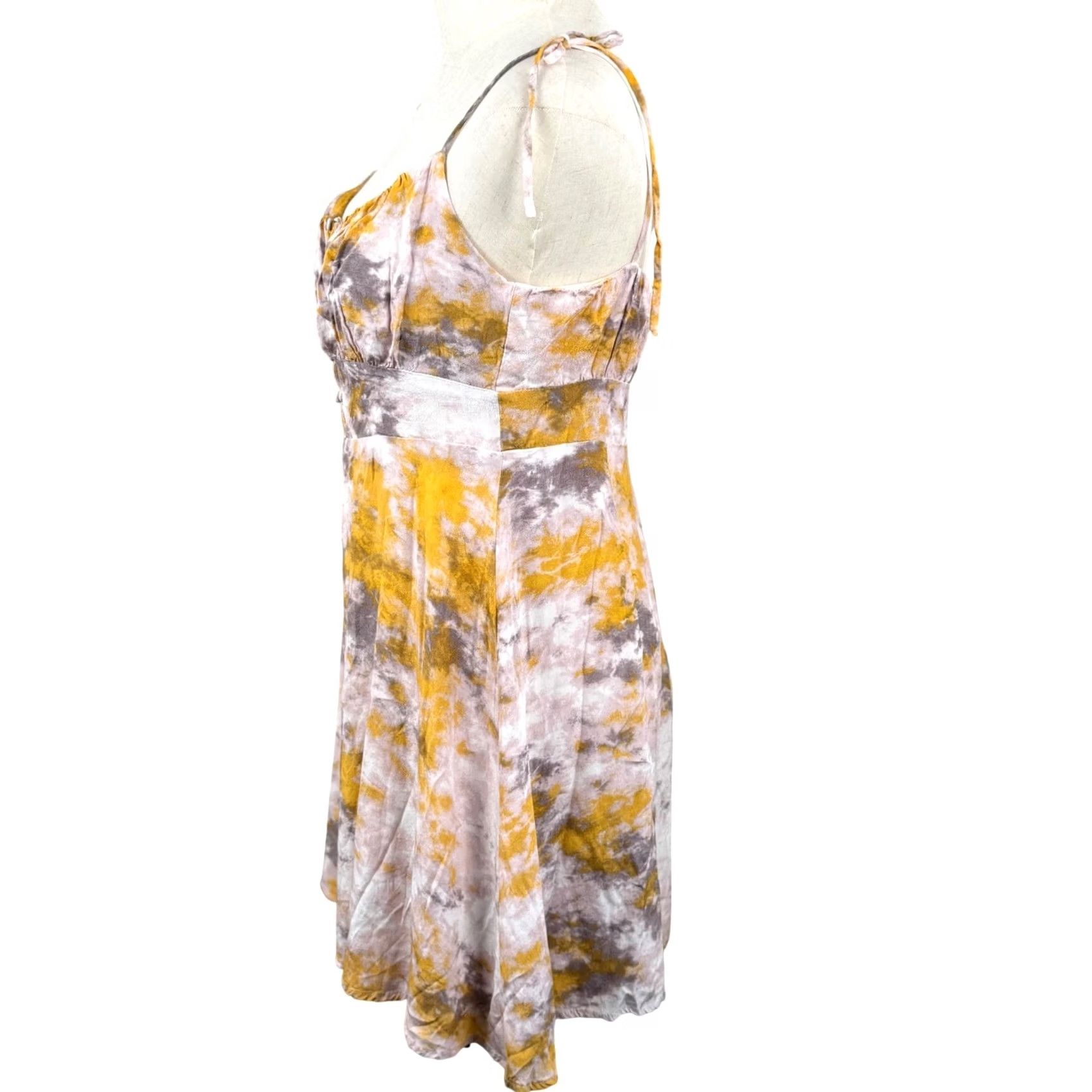 ASTR The Label VINTAGE Mon Cheri Dress M Mini Yellow Tie Dye Tie Shoulder Boho Cottagecore GUC Size M / US 6-8 / IT 42-44 - 3 Thumbnail