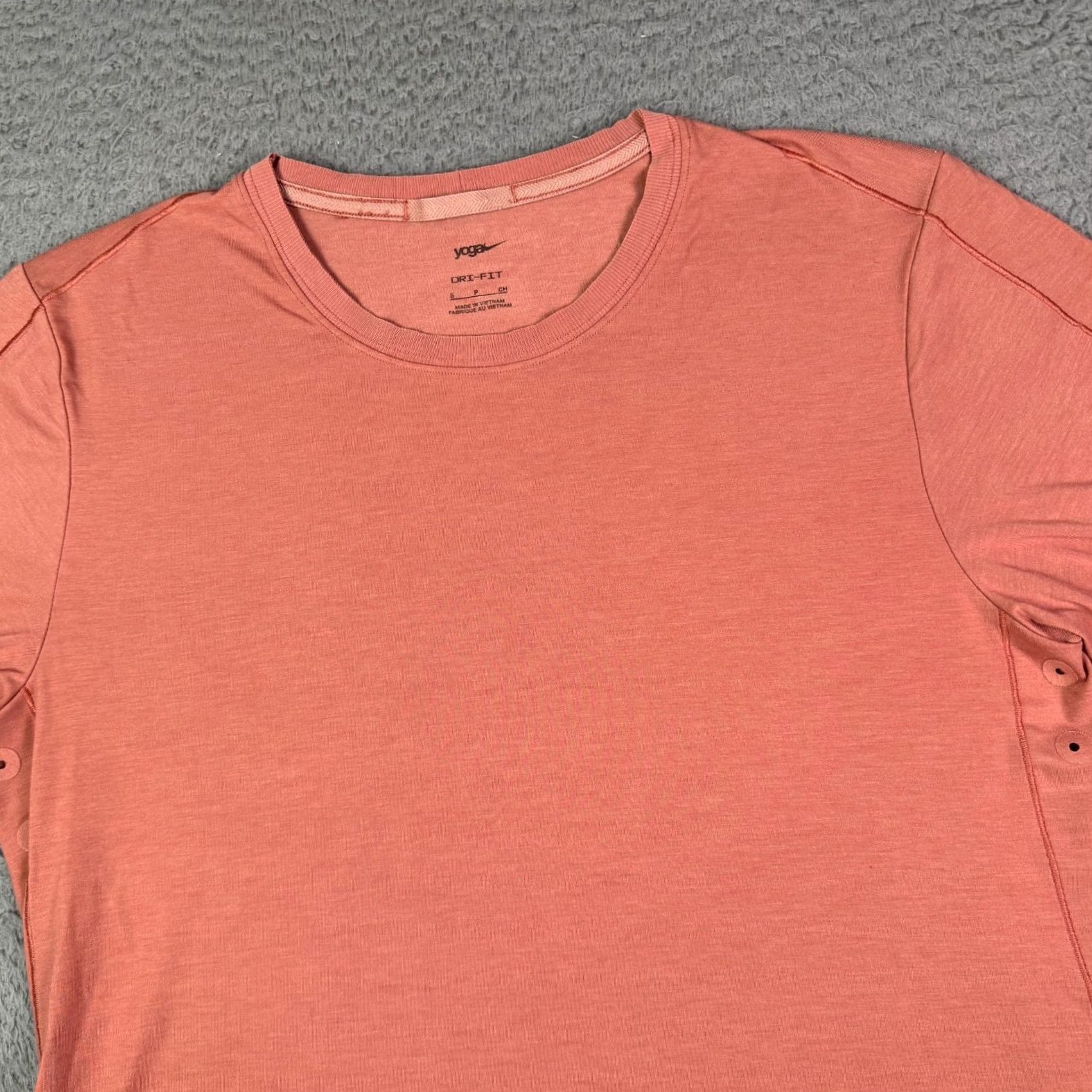 Nike Nike Dri-FIT Shirt Mens S Pink Crew Neck Tee Vented Short Sleeve DM7825-668 Size US S / EU 44-46 / 1 - 2 Thumbnail