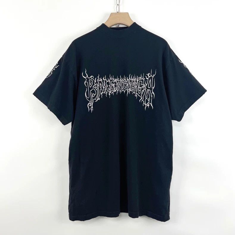 Balenciaga Balenciaga Black gothic flame lettering logo short sleeve Size US S / EU 44-46 / 1 - 2 Thumbnail