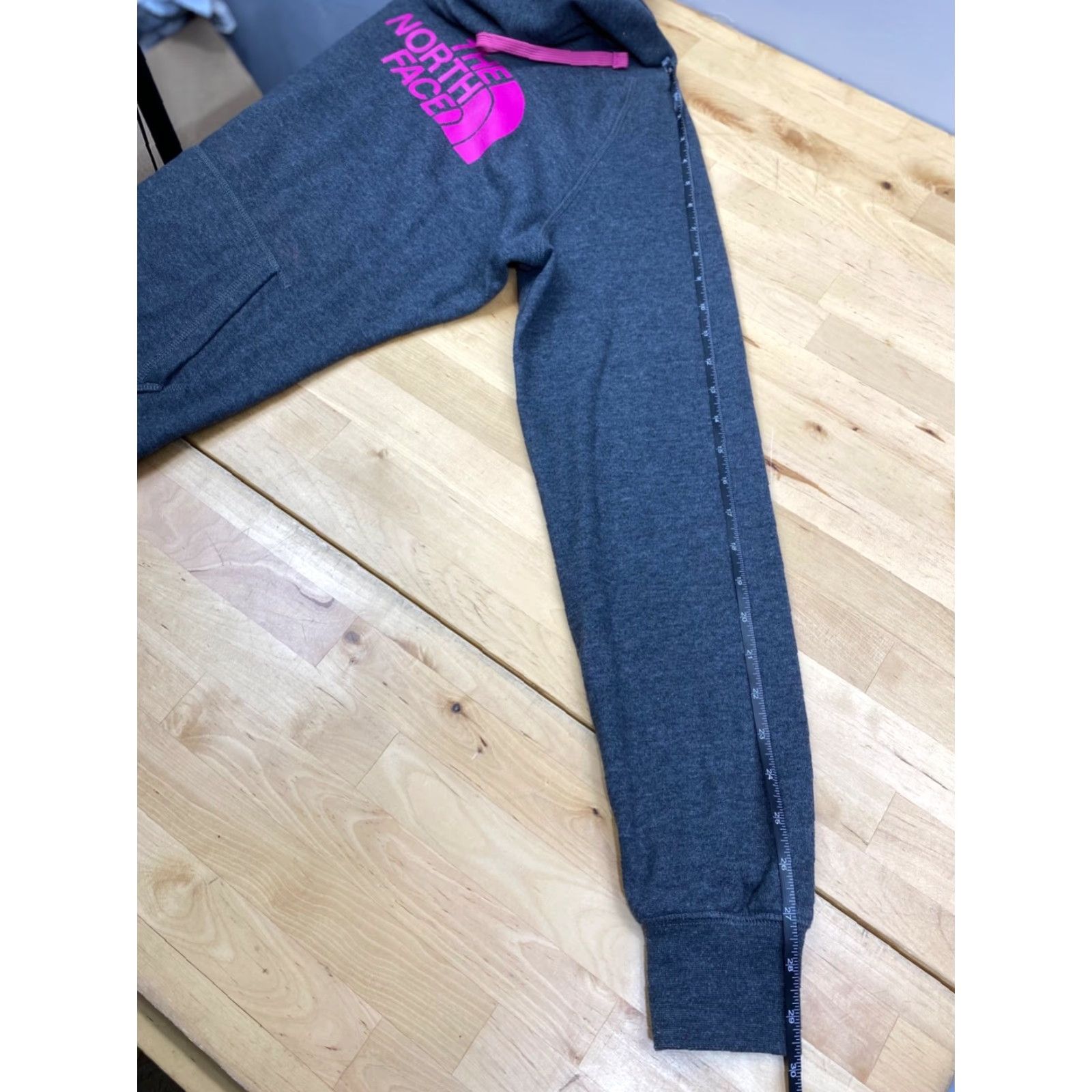 The North Face VINTAGE The North Face Hoodie Womens Gray M Outdoor Hiking Casual Pullover Long Sleeve Regular 5590 Mens or Womens Size M / US 6-8 / IT 42-44 - 7 Thumbnail