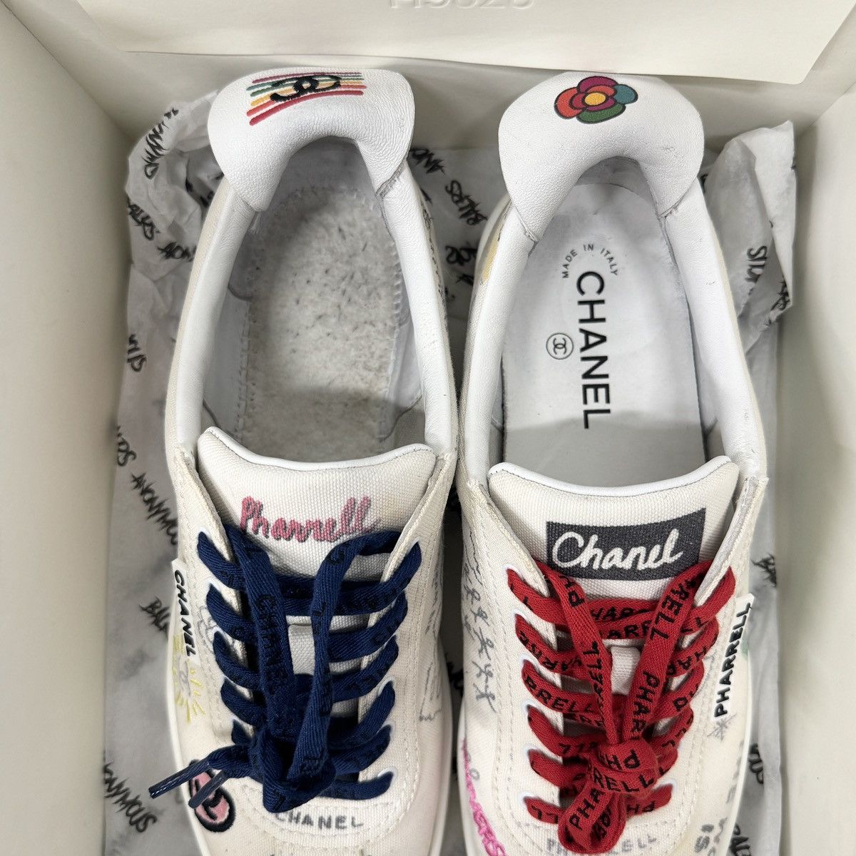 Chanel Chanel x Pharrell Williams G34877 Trainer In White RRP £2500 Size US 8.5 / EU 41-42 - 7 Thumbnail