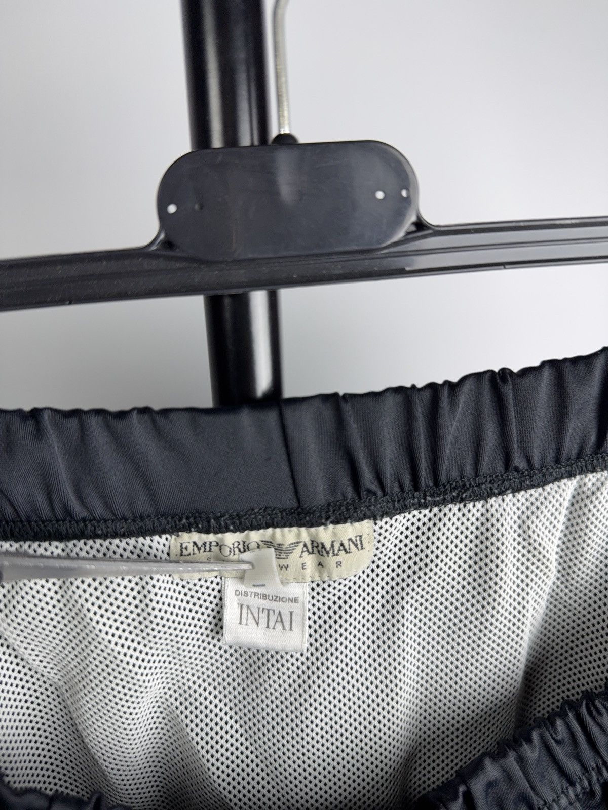 Emporio Armani 90s Retro Emporio Armani Black Swim Shorts Logo Patch L / 52 Size US 36 / EU 52 - 12 Thumbnail
