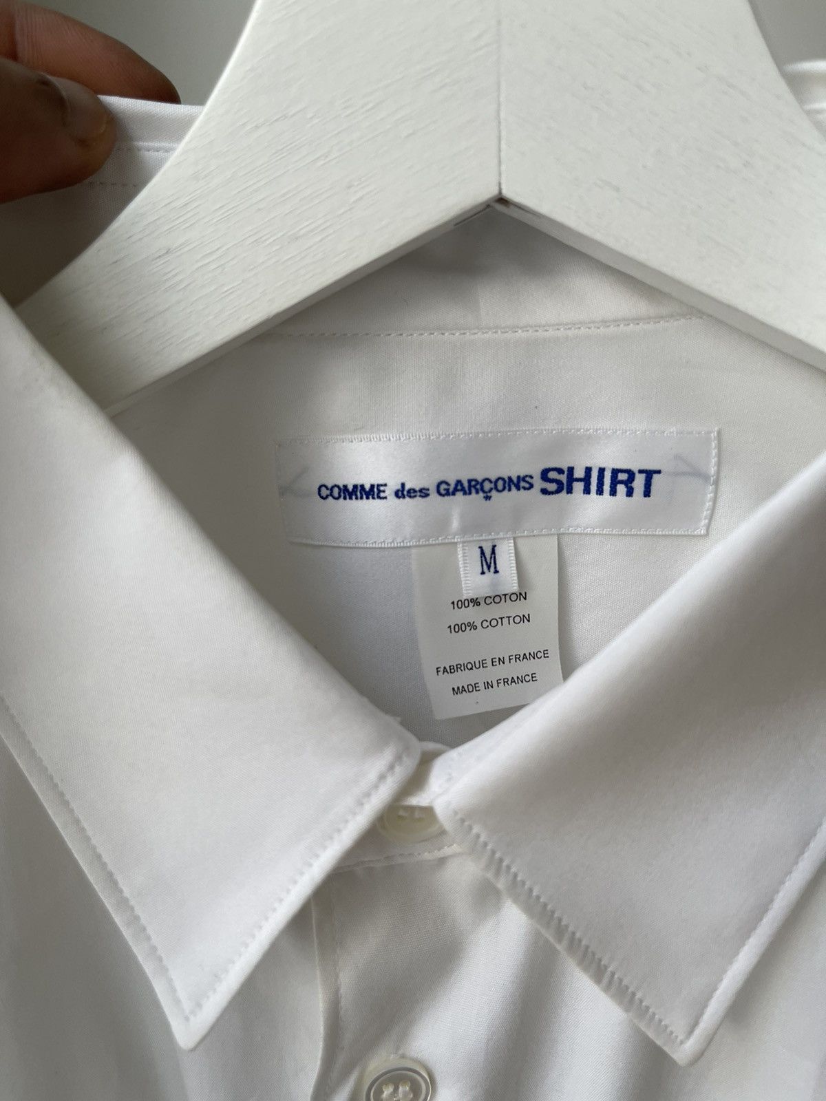 Comme des Garcons Comme Des Garcons Shirt AW17 White Shirt With Gold Sleeves Size US M / EU 48-50 / 2 - 5 Thumbnail