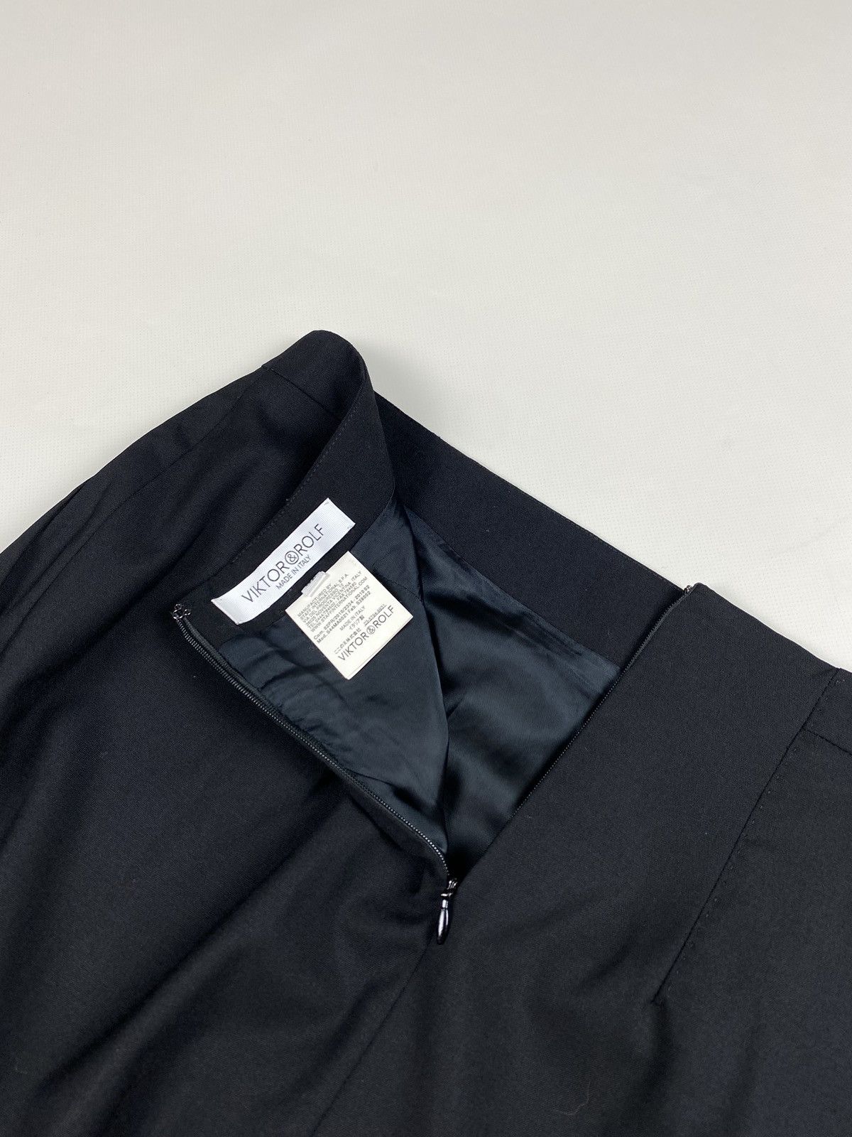 Viktor & Rolf Viktor & Rolf ladies wool pencil skirt size 42 / Xl Size 28" / US 6 / IT 42 - 24 Thumbnail