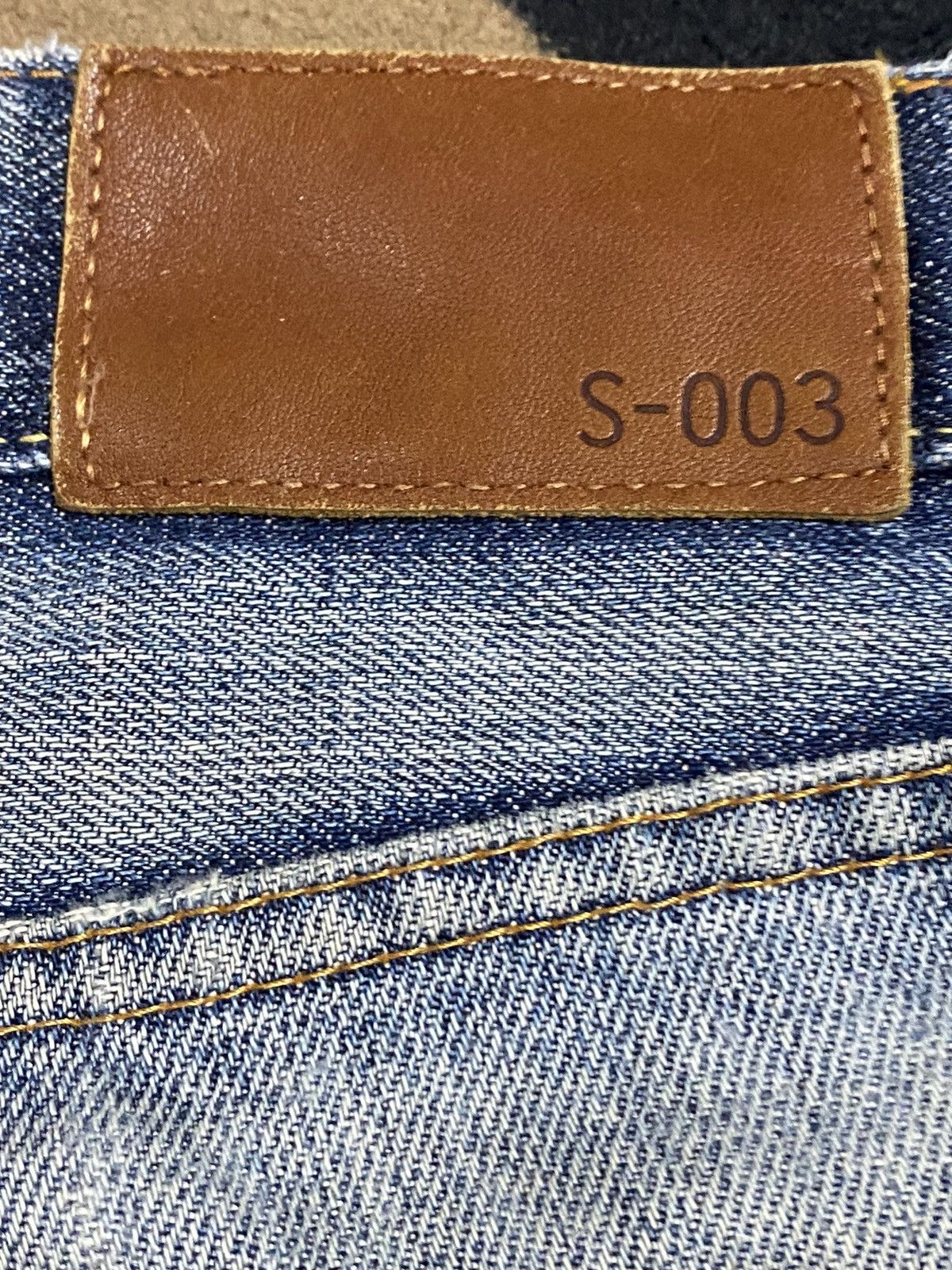 Uniqlo Vintage Japanese Brands Faded Wash Distressed Loose Jeans Size US 34 / EU 50 - 11 Thumbnail