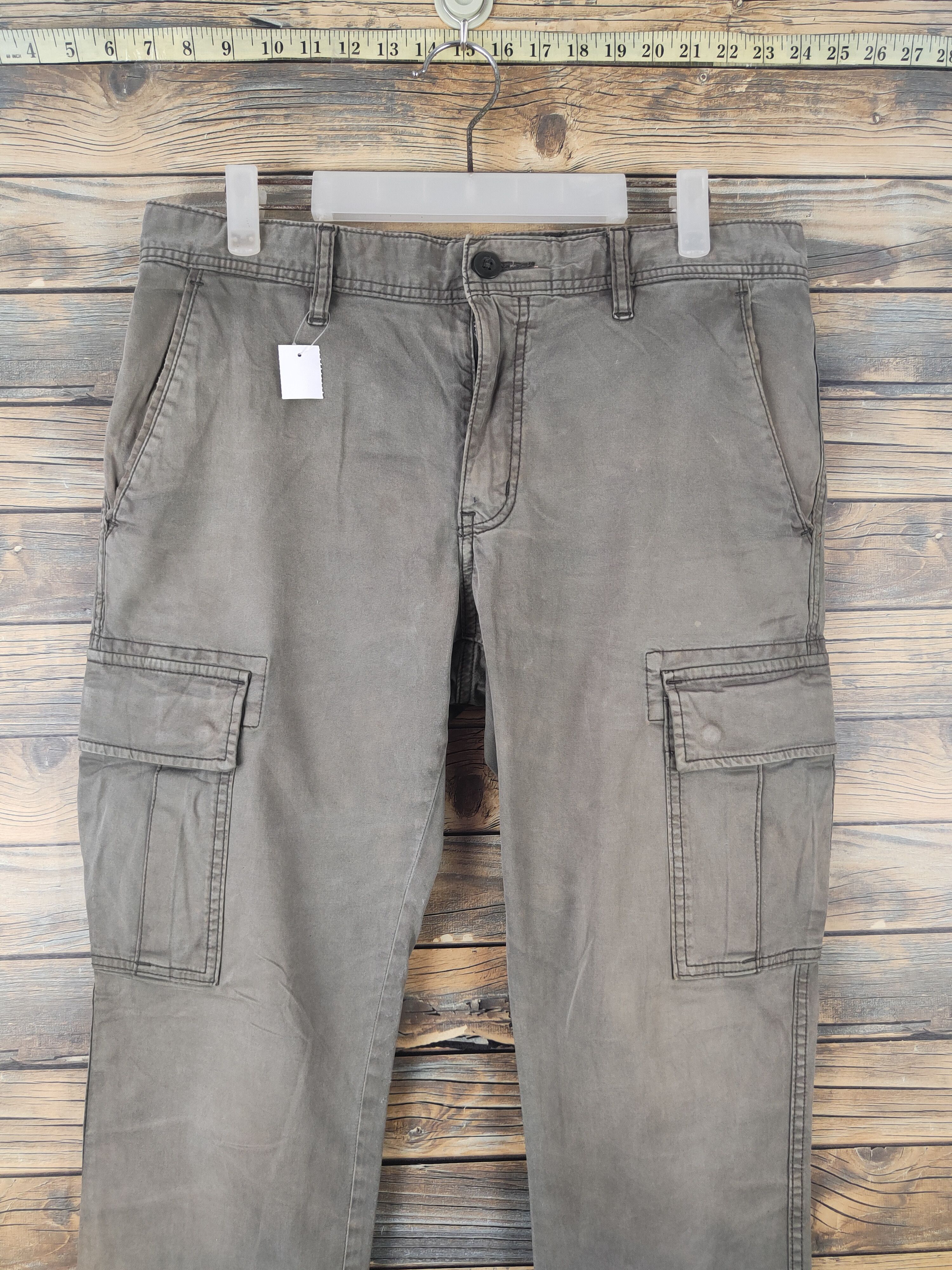 Uniqlo DL Uniqlo Olive Faded Multipocket Cargo Pants #1866 Size US 33 - 2 Thumbnail