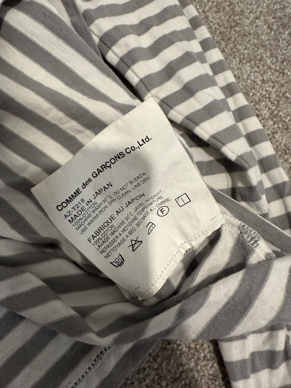 Comme des Garcons PLAY Comme des Garçons (CDG) PLAY Embroidered Logo Long Sleeve Size US XL / EU 56 / 4 - 4 Thumbnail