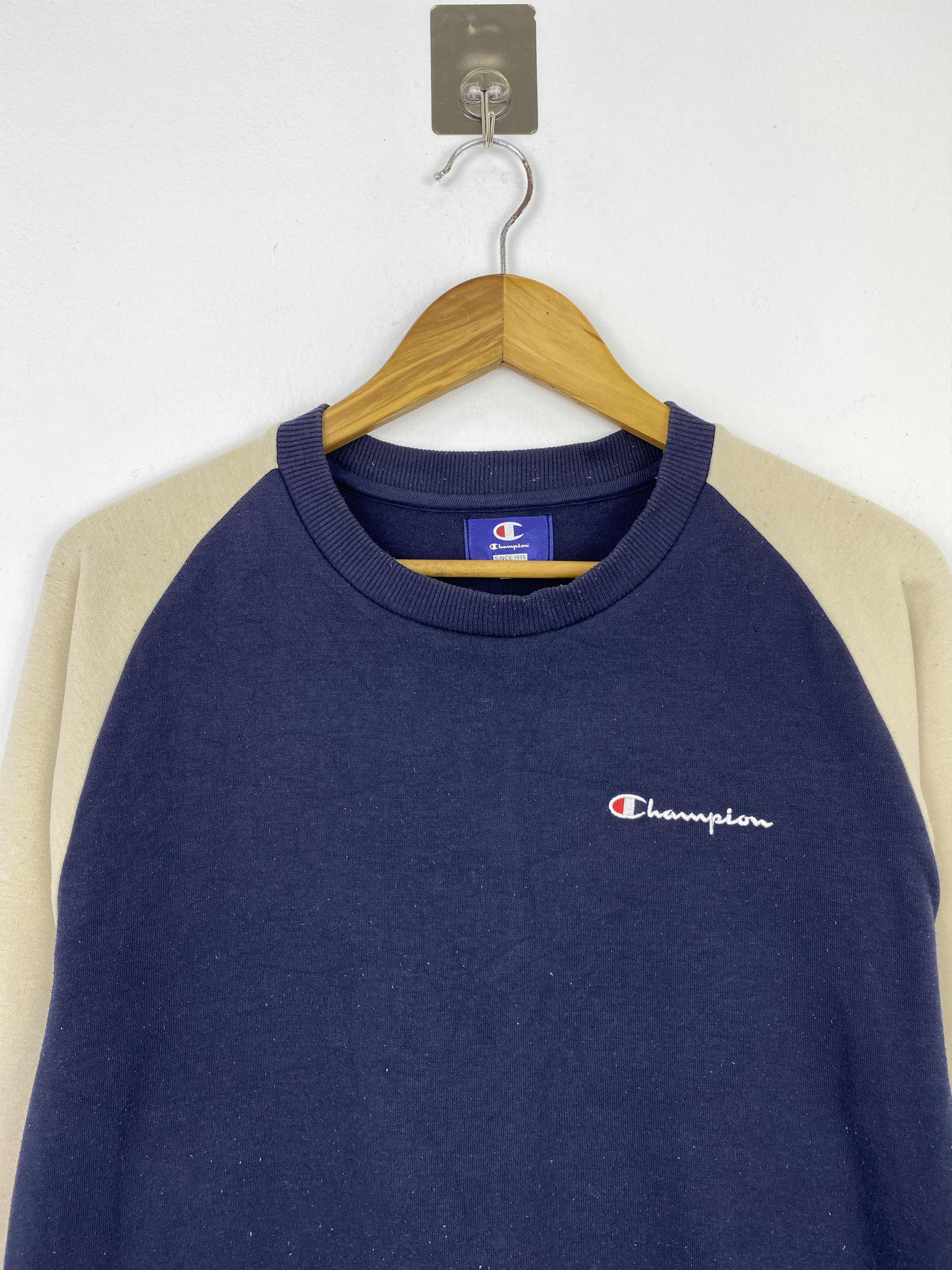 Champion Champion Raglan Two-Tone Navy Cream Sweatshirt M BP0033 Size US M / EU 48-50 / 2 - 2 Thumbnail