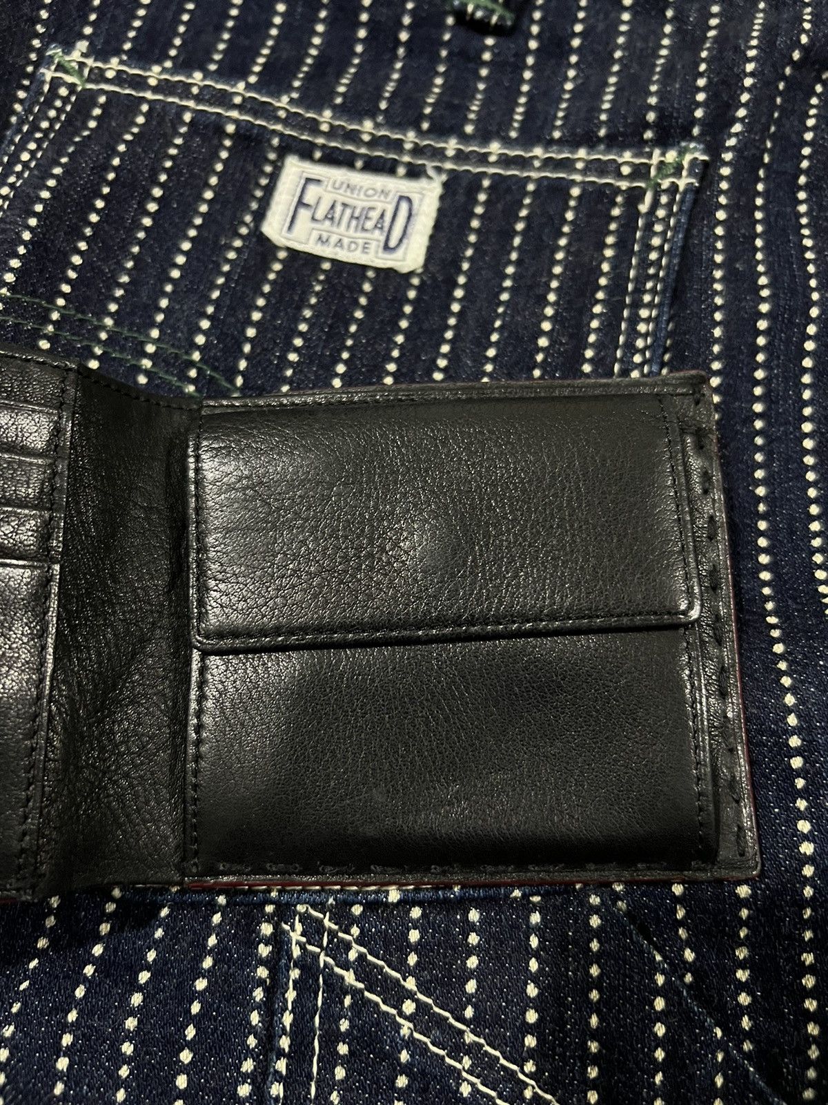Takeo Kikuchi Italian Leather Tanned Edge Stitching 2 Tones Bifold Wallets Size ONE SIZE - 7 Thumbnail