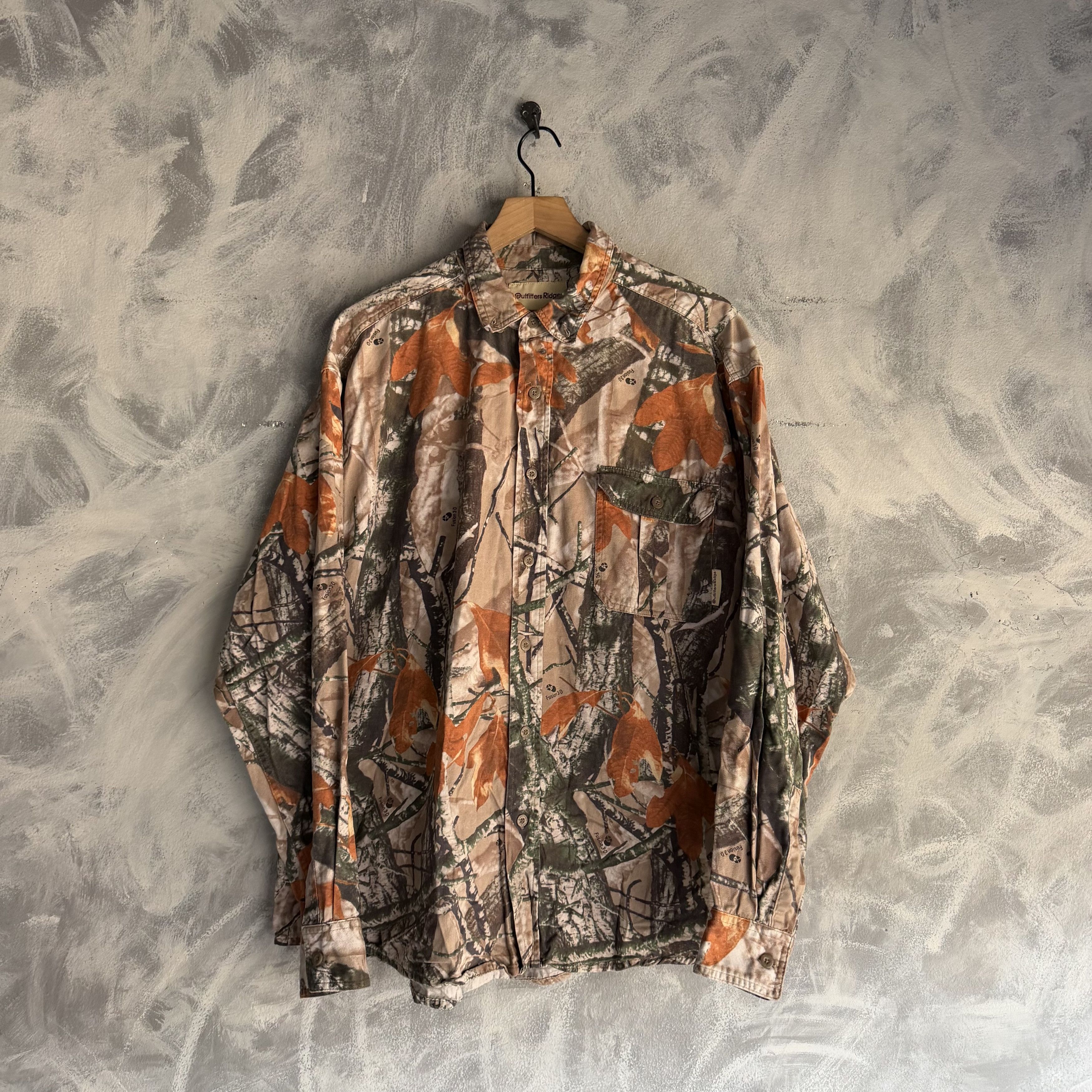 Other Vtg Y2K Outfitters Ridge Button Shirt Camo Fusion 3D Size US XL / EU 56 / 4 - 1 Thumbnail