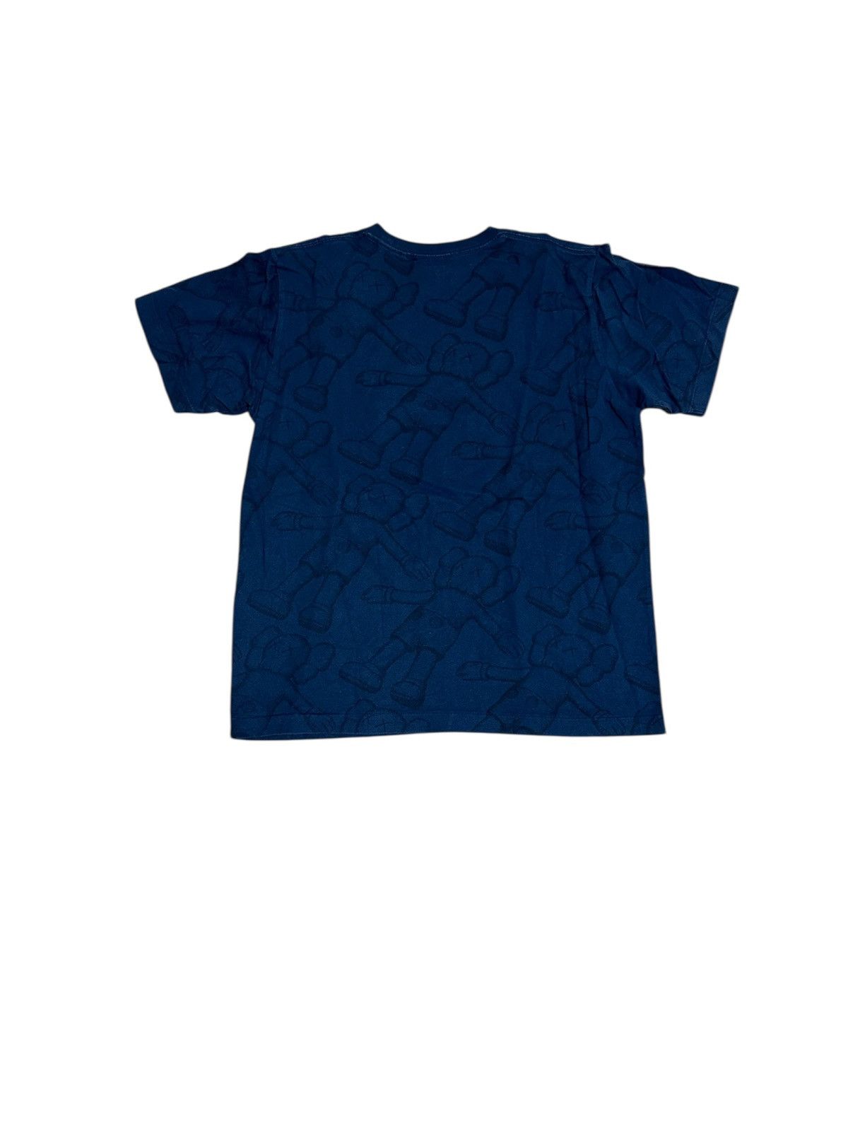 Kaws × Uniqlo Uniqlo x Kaws Tee Size US L / EU 52-54 / 3 - 2 Thumbnail